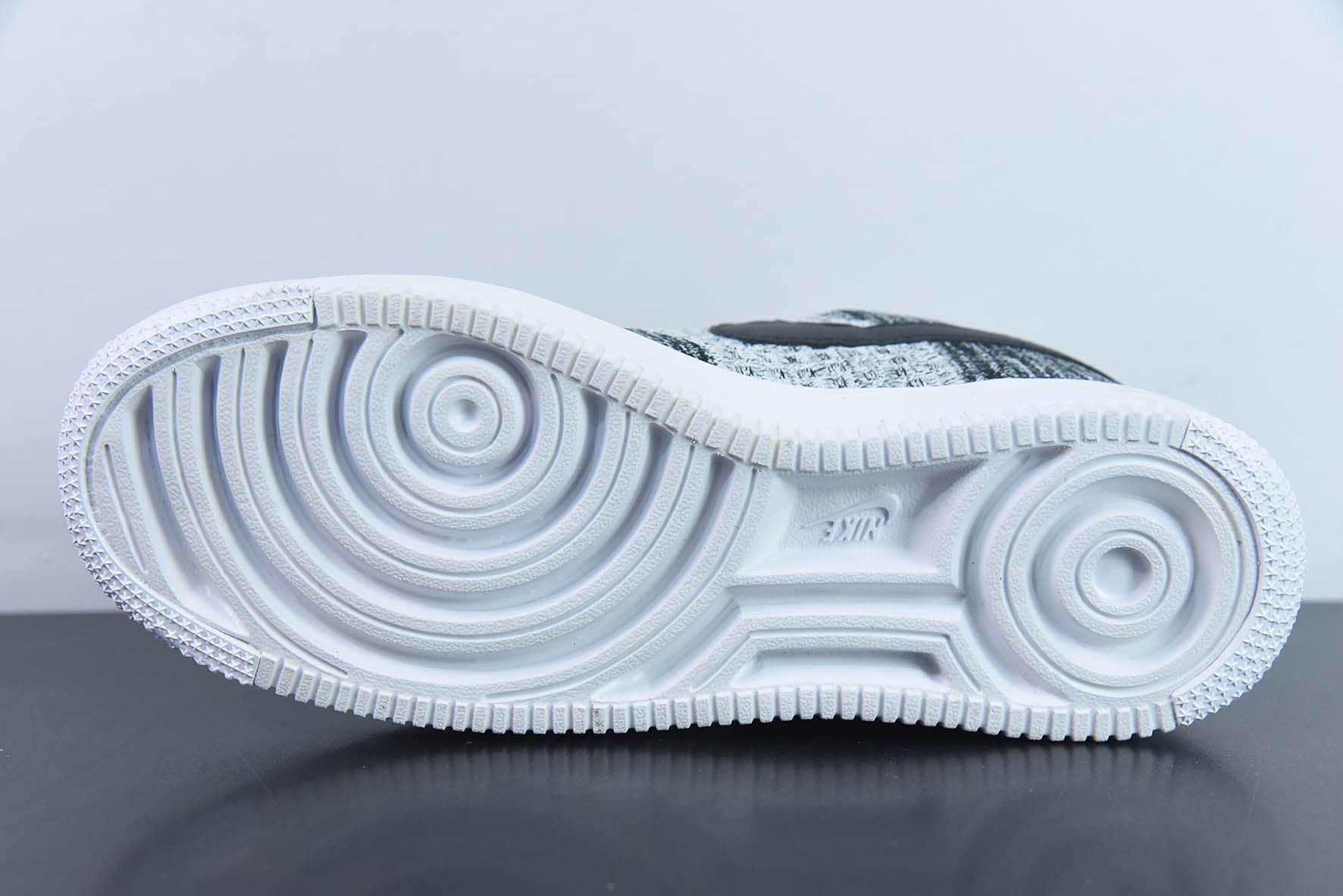 耐克NIke Air Force 1 Low 2.0黑飞线空军一号低帮休闲板鞋纯原版本 货号:AV3042-001