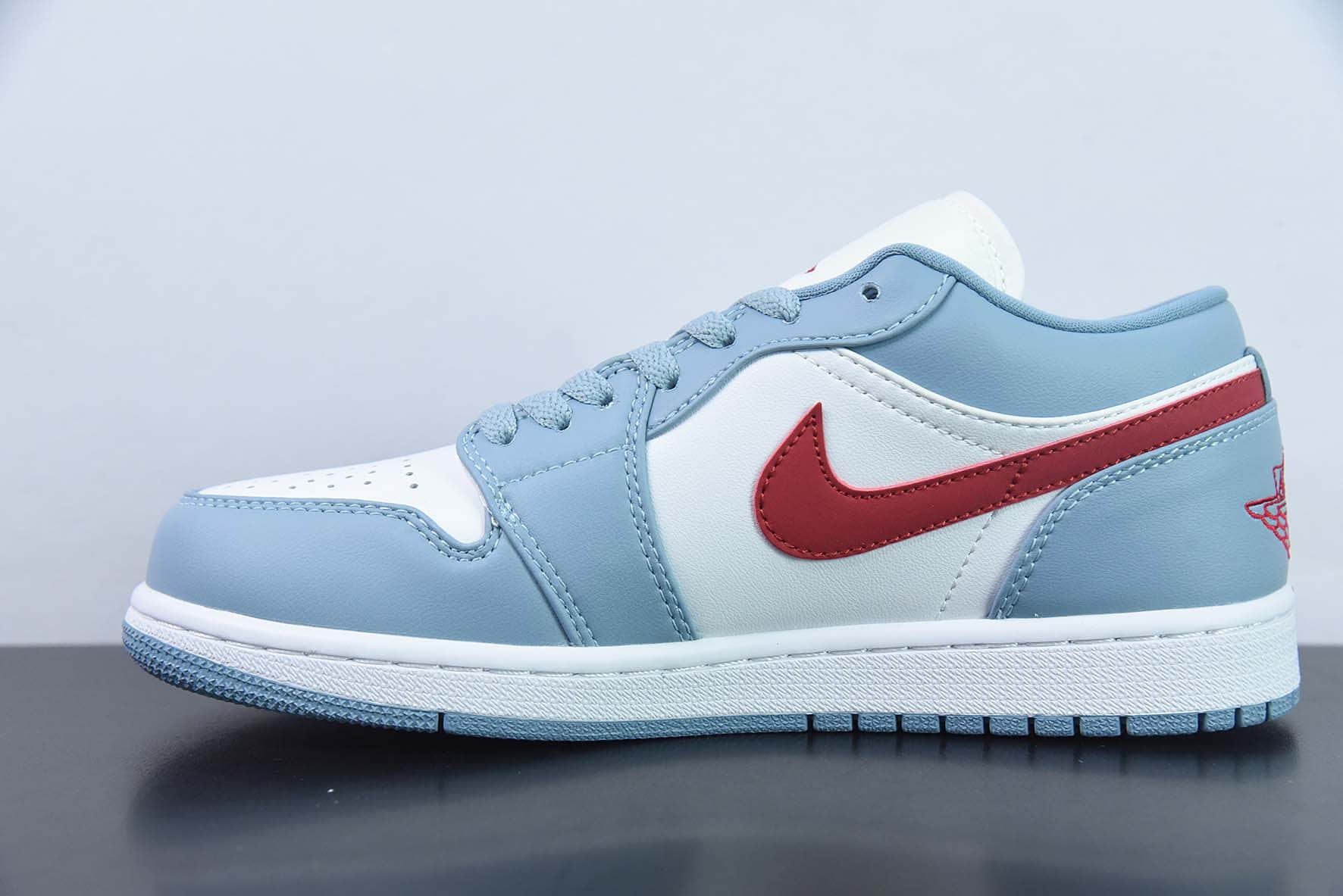 乔丹Air Jordan AJ1 Low 蓝白红低帮复古篮球鞋纯原版本 货号:DC0774-164