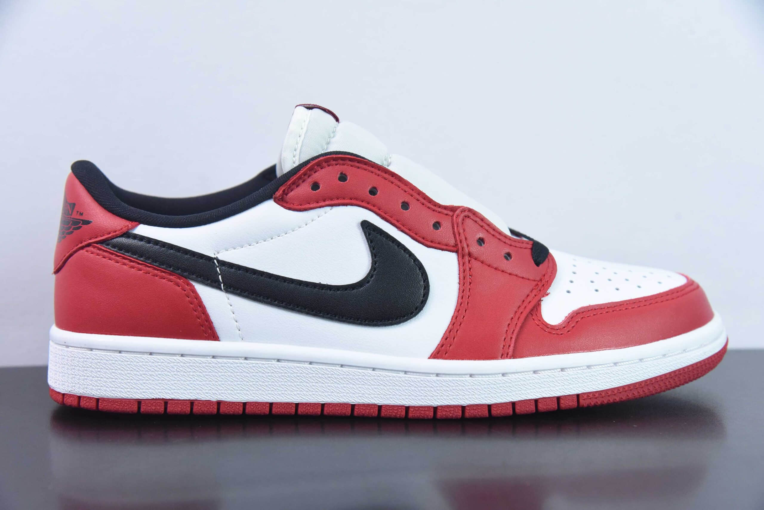 乔丹Air Jordan 1 Low “Chicago” AJ1芝加哥低帮复古篮球鞋纯原版本 货号:705329-600