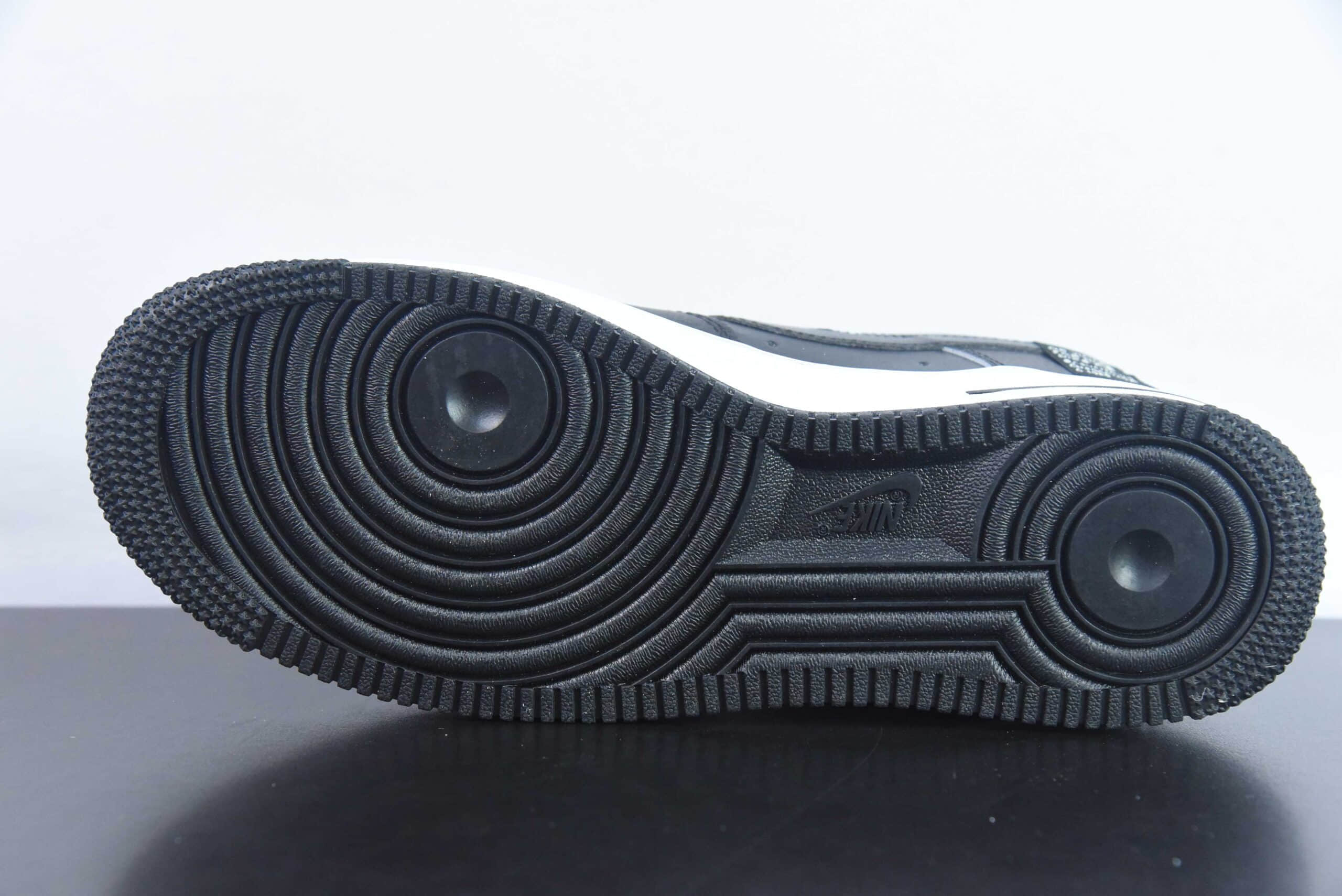 耐克Nike Air Force 1 Low 黑白双勾 OW联名空军一号低帮运动休闲板鞋纯原版本 货号:PF9055-769