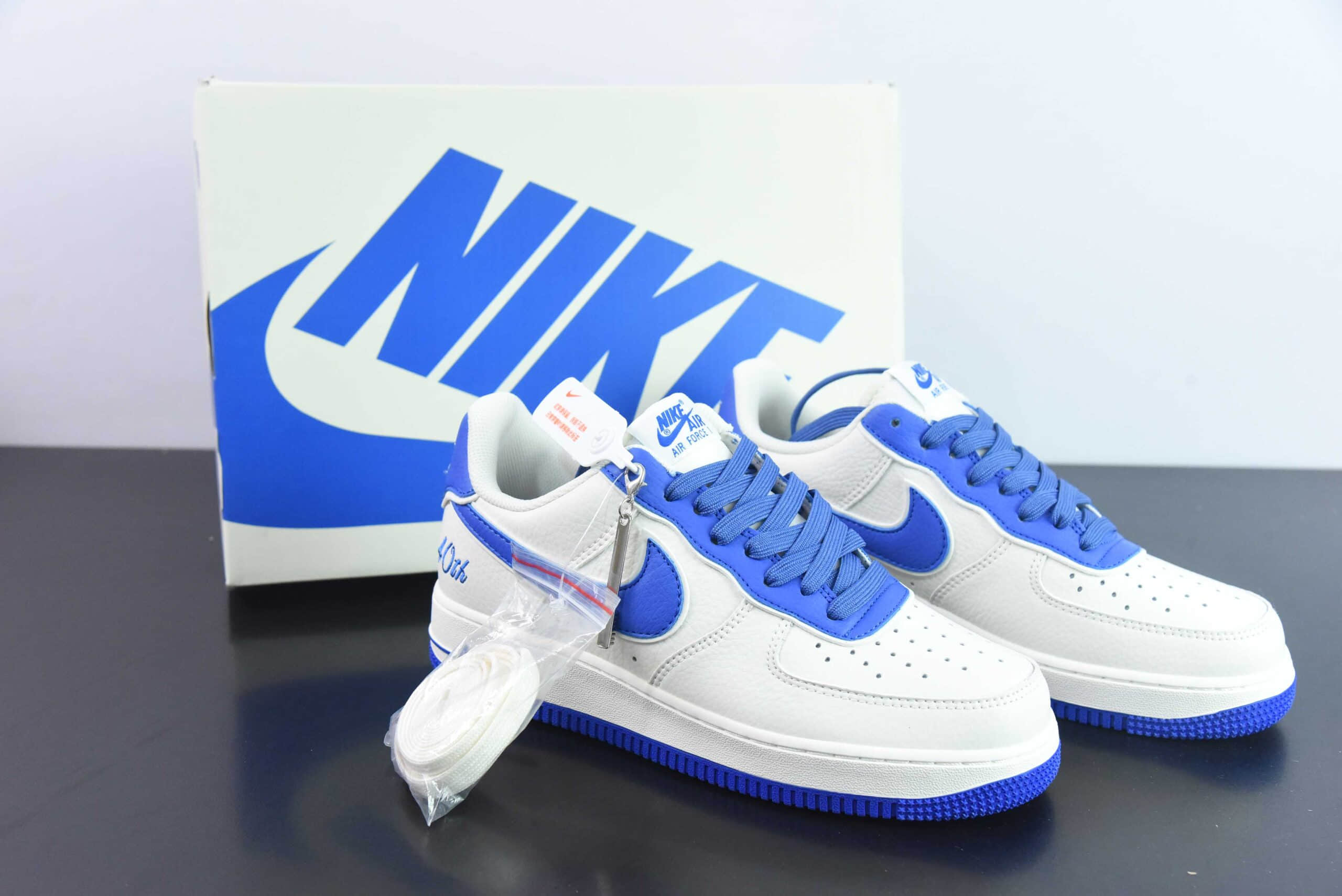 耐克Nike Air Force 1 Low “40TH” 皮革米白蓝银叠勾空军一号低帮休闲板鞋纯原版本 货号:JF1983-555
