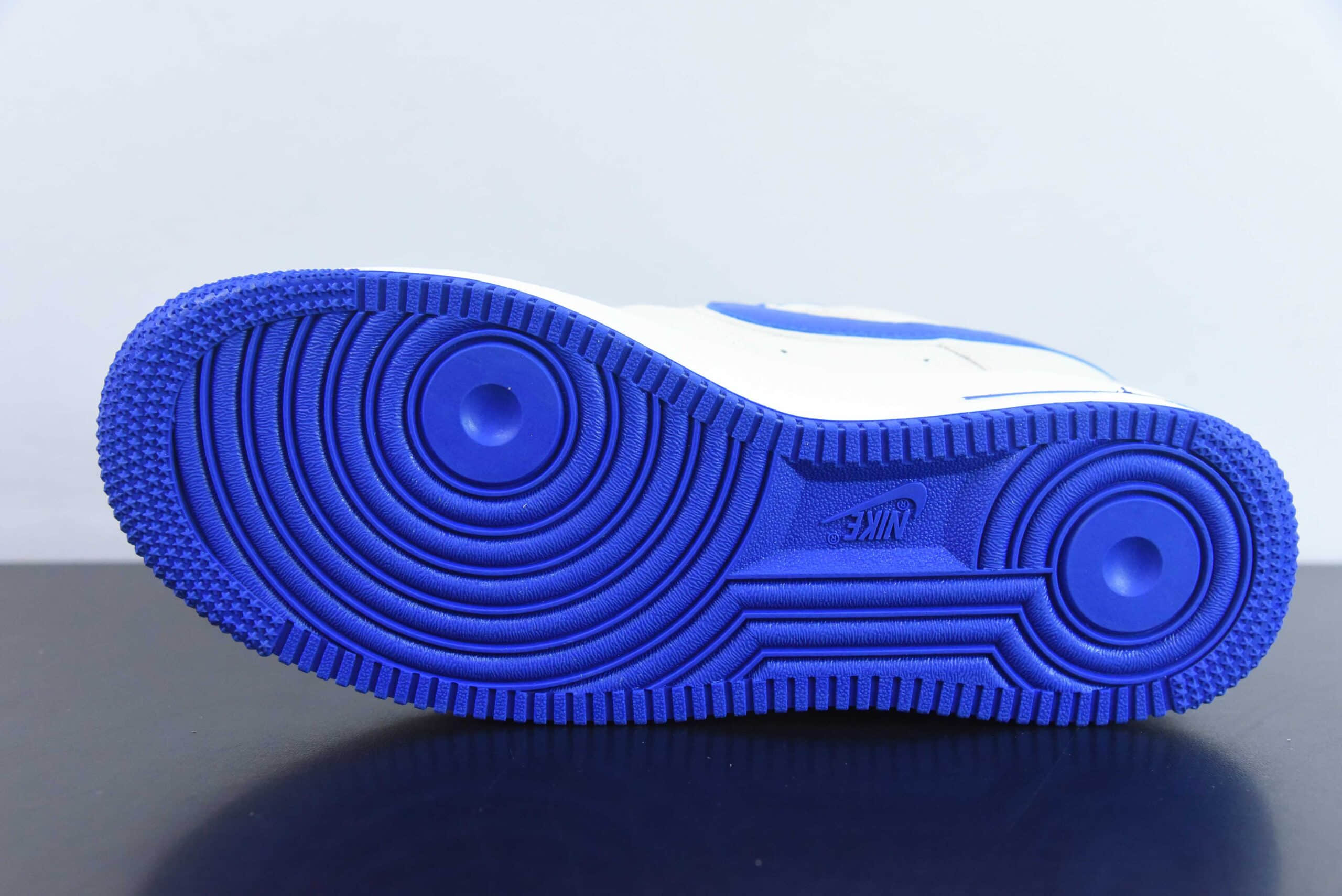 耐克Nike Air Force 1 Low “40TH” 皮革米白蓝银叠勾空军一号低帮休闲板鞋纯原版本 货号:JF1983-555