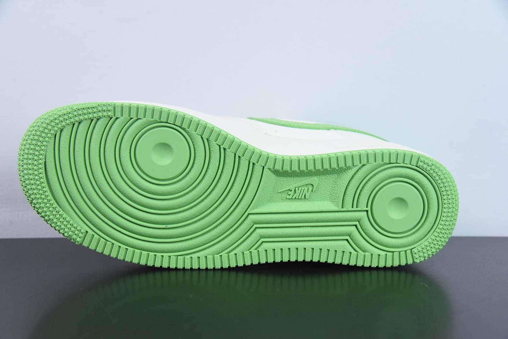 耐克NIke Air Force 1 ‘07 Low “BAPE联名浅绿帆布”空军一号低帮休闲板鞋纯原版本 货号:BS9055-752