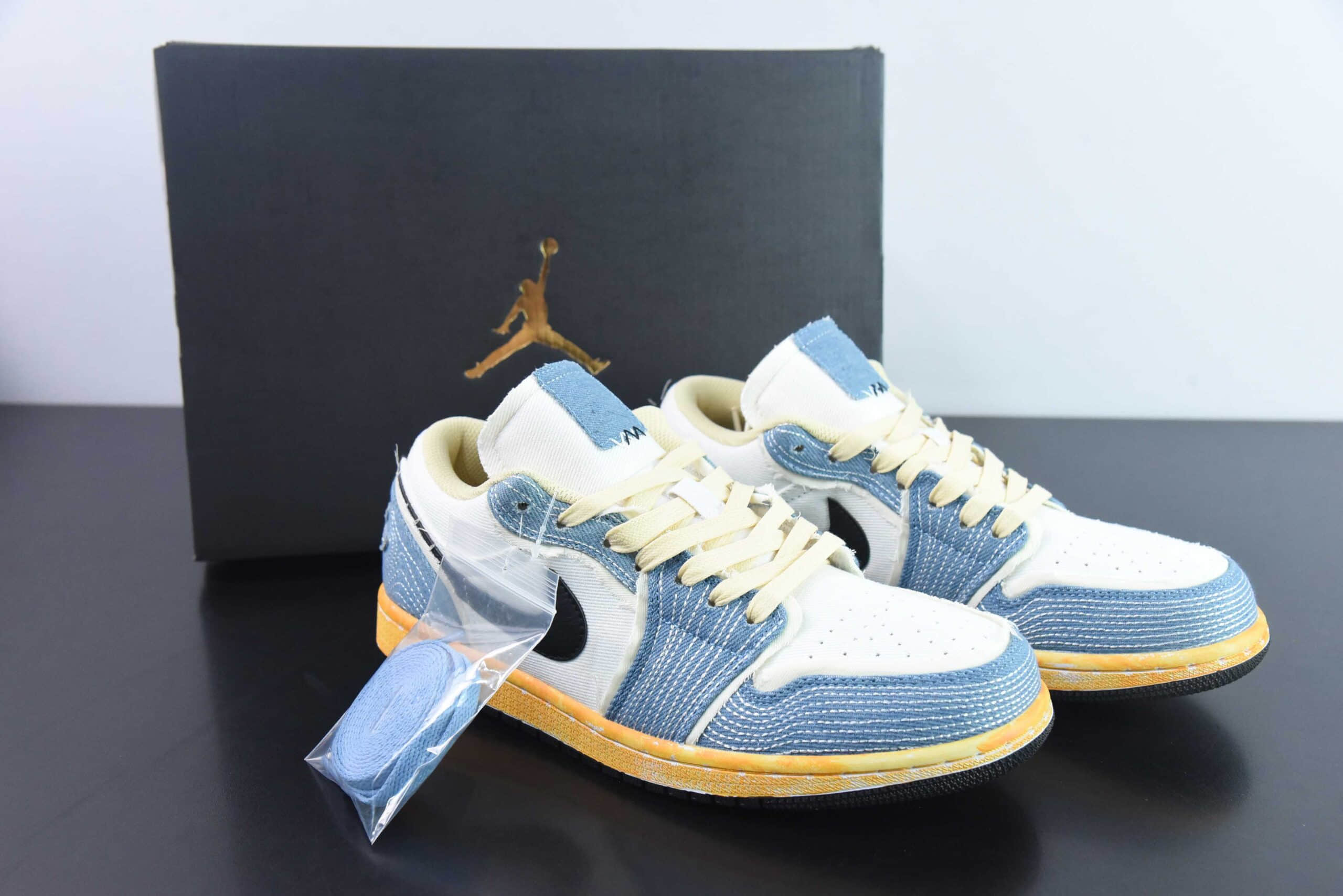 乔丹Air Jordan AJ1 Low 水洗丹宁刺子绣低帮复古篮球鞋纯原版本 货号：FN7670-493