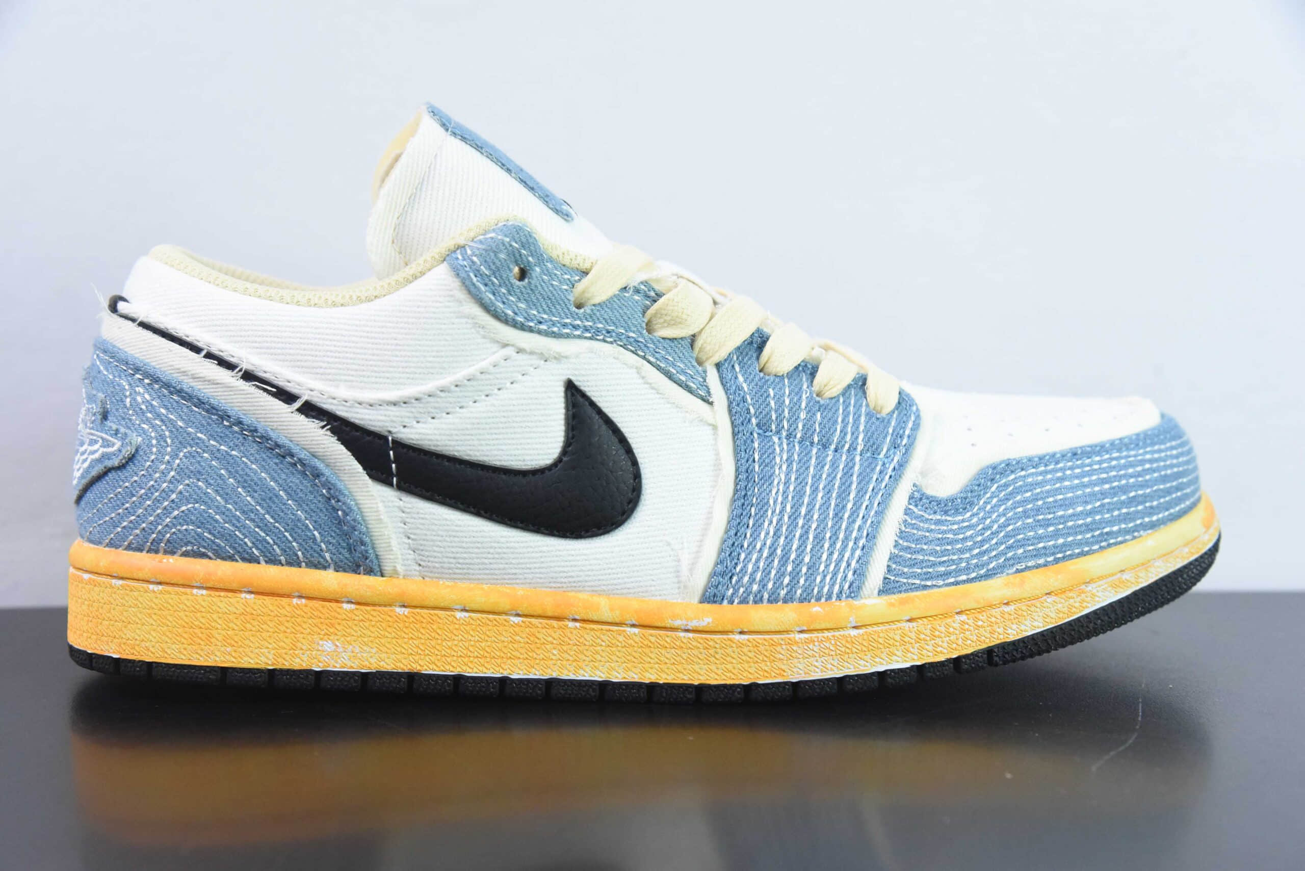 乔丹Air Jordan AJ1 Low 水洗丹宁刺子绣低帮复古篮球鞋纯原版本 货号：FN7670-493