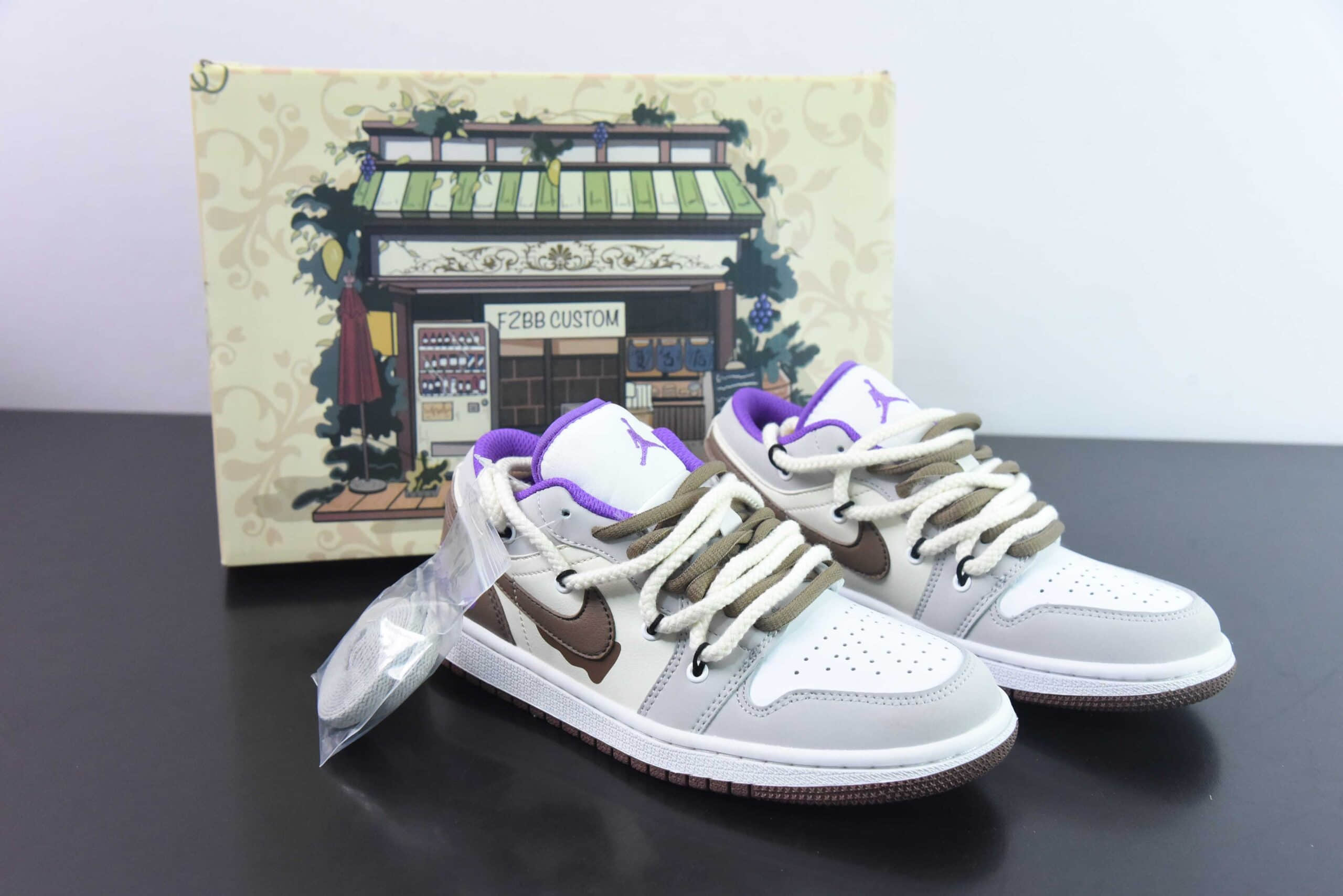 乔丹Air Jordan 1 Low GSAJ1浅灰紫棕巧克力奶茶绑绳低帮复古文化篮球鞋纯原版本 货号:553560-215