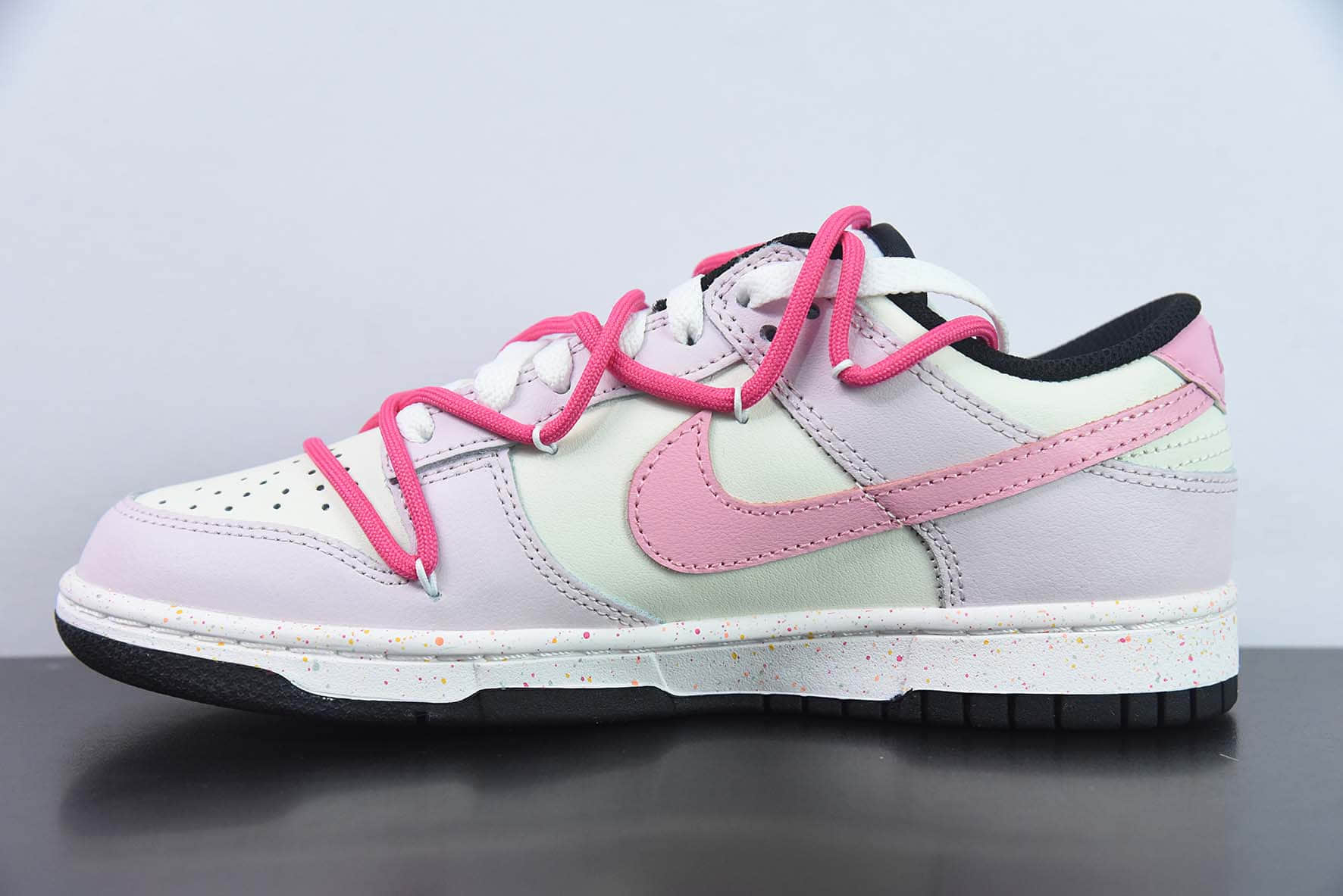 耐克Nike SB Dunk Low 泼墨白粉反转三勾解构抽绳鞋带SB低帮休闲板鞋纯原版本 货号:FD4623-151