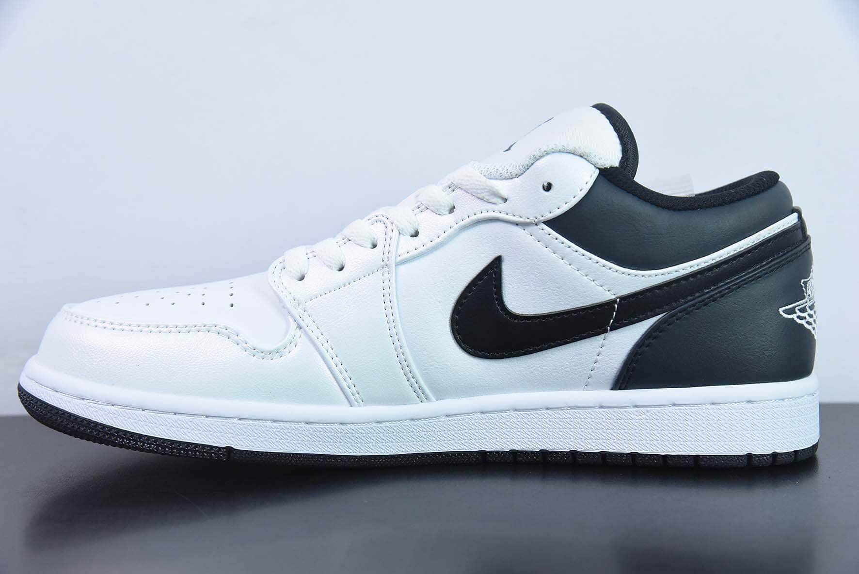乔丹Air Jordan 1 Low AJ1白黑低帮篮球鞋纯原版本 货号:553560-132