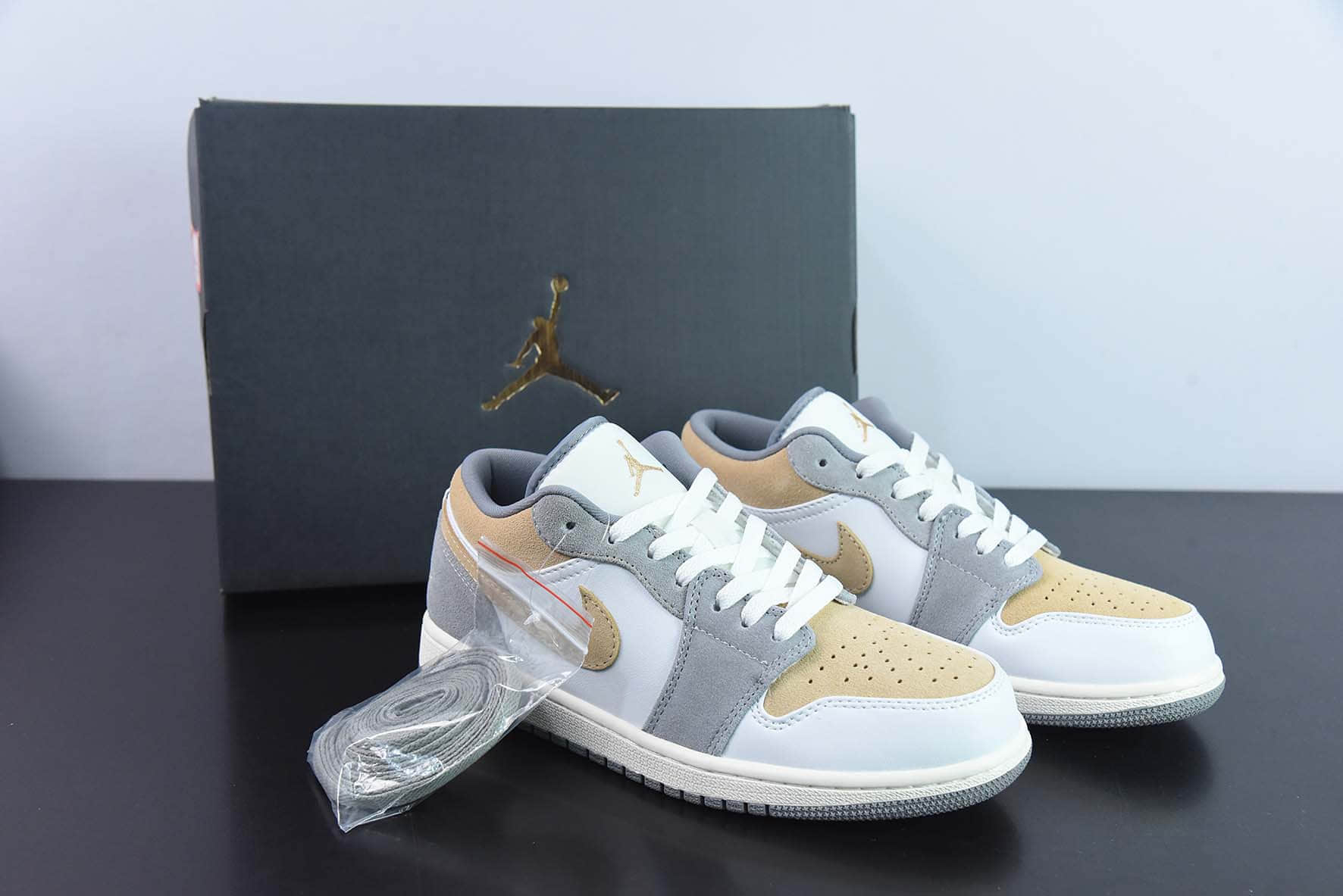 乔丹Air Jordan AJ1 Low灰黄低帮篮球鞋纯原版本 货号：DC0774-189