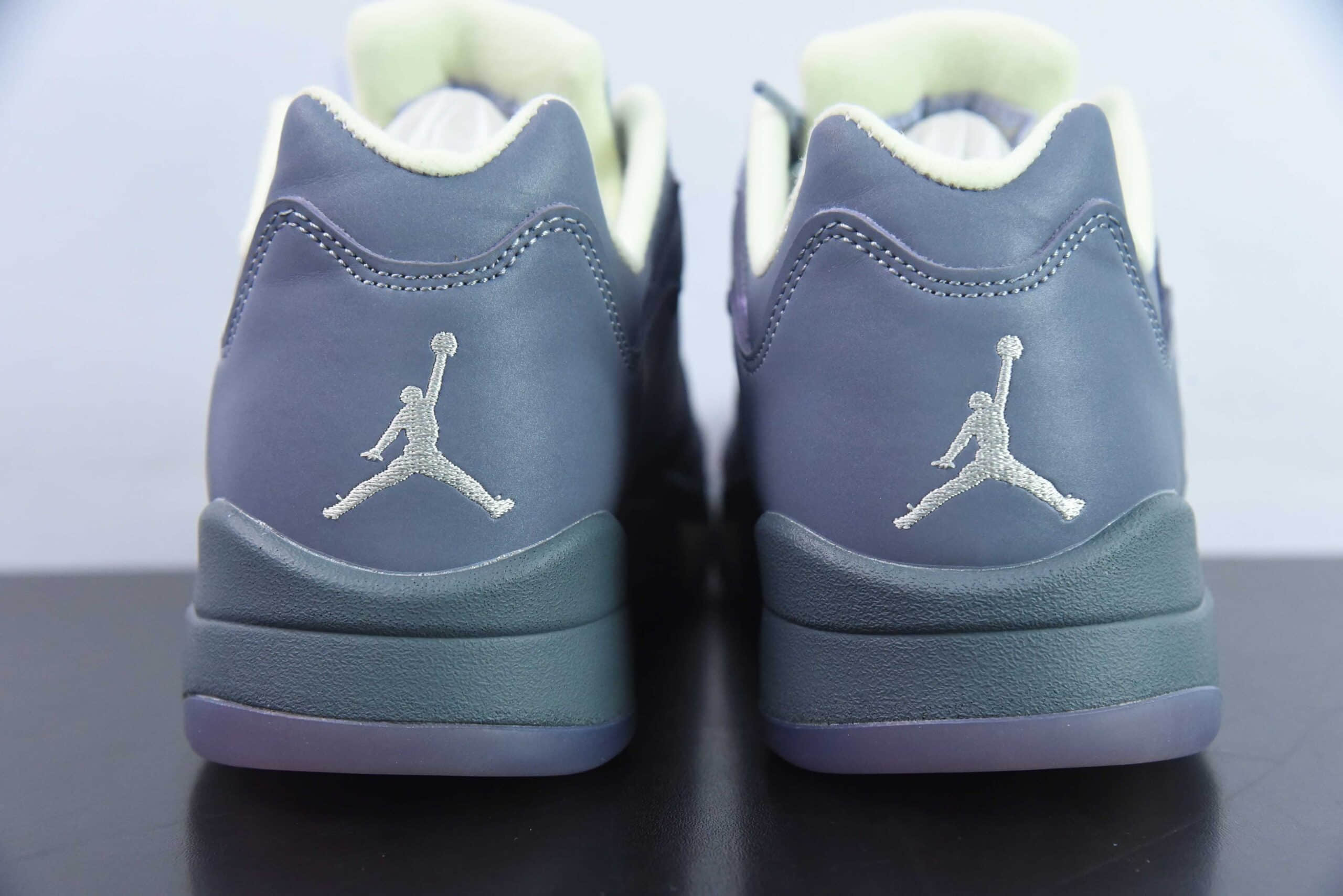 乔丹Air Jordan 5 Retro Low Indigo Haze AJ5灰紫色低帮复古文化篮球鞋纯原版本 货号：FJ4563-500