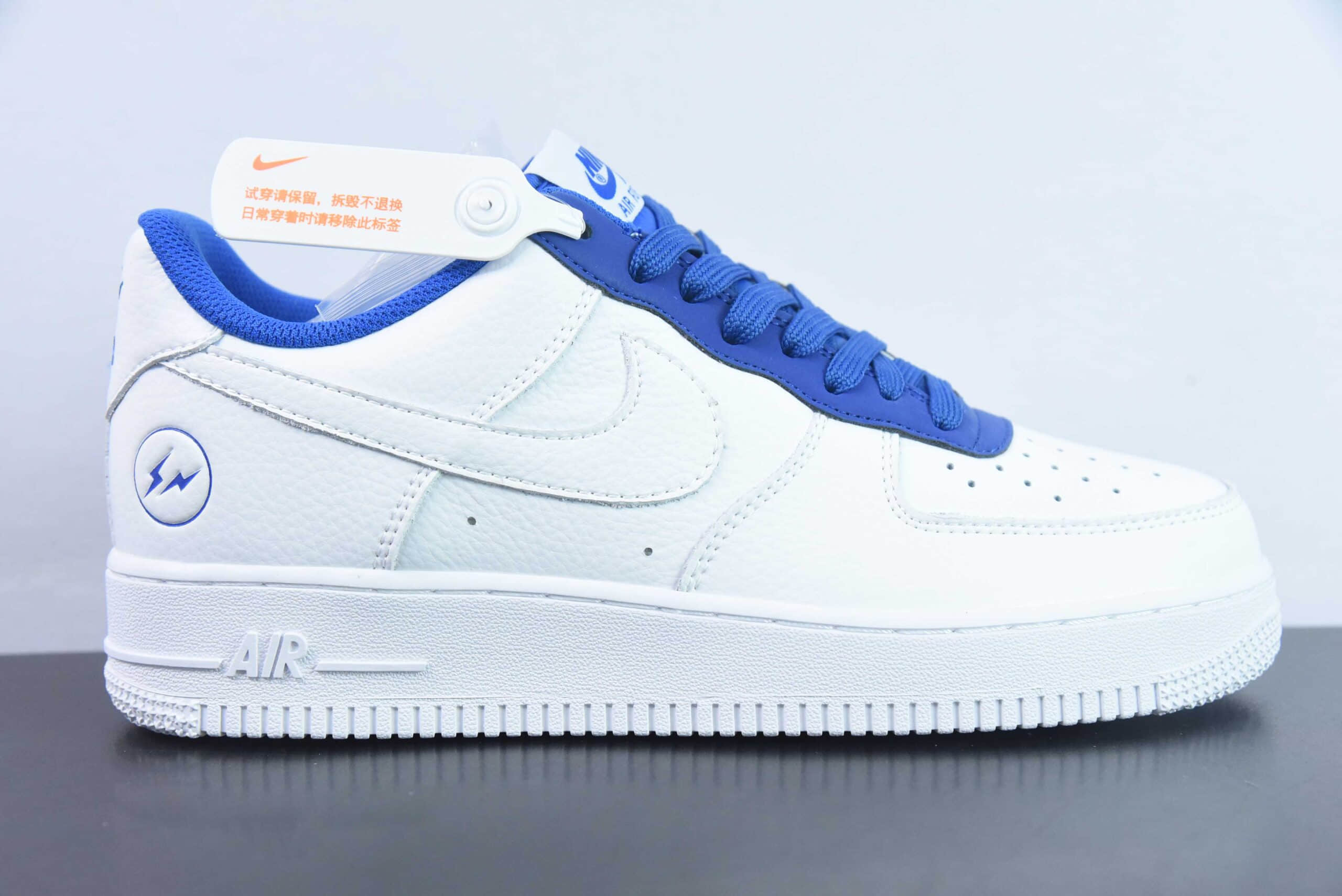 耐克Nike Fragment Design x Nike Air Force 1’07 LowFragment Design藤原浩主理品牌皮革白蓝藤原浩闪电空军一号经典低帮百搭休闲运动板鞋纯原版本 货号:TT0801-607