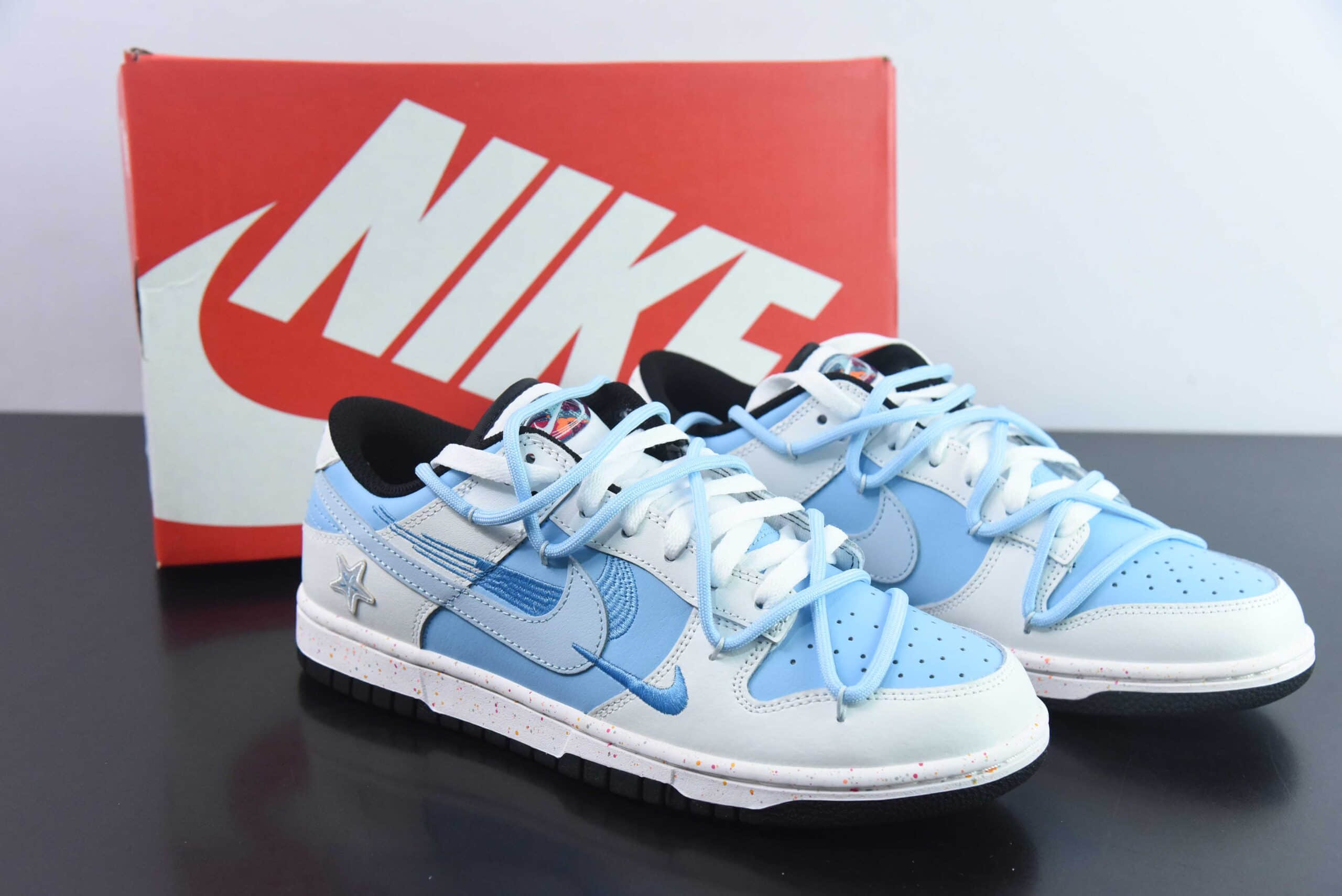 耐克Nike Dunk Low Multi Color 活力三勾白蓝定制版解构绑带休闲板鞋纯原版本 货号: FD4623-156