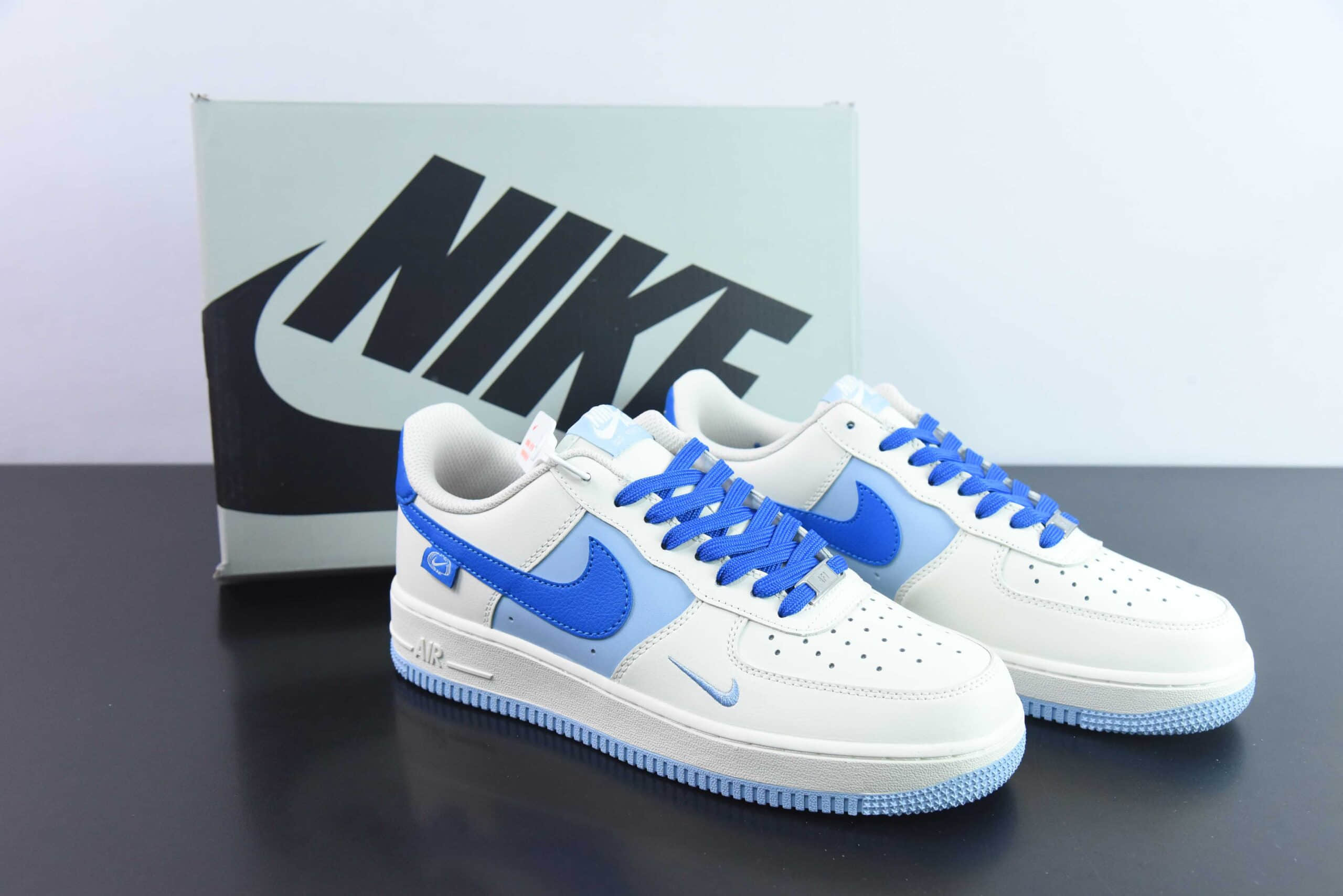 耐克Nike Air Force 1 AF1 白蓝刺绣小标空军一号低帮休闲板鞋纯原版本 货号:DB3301-211