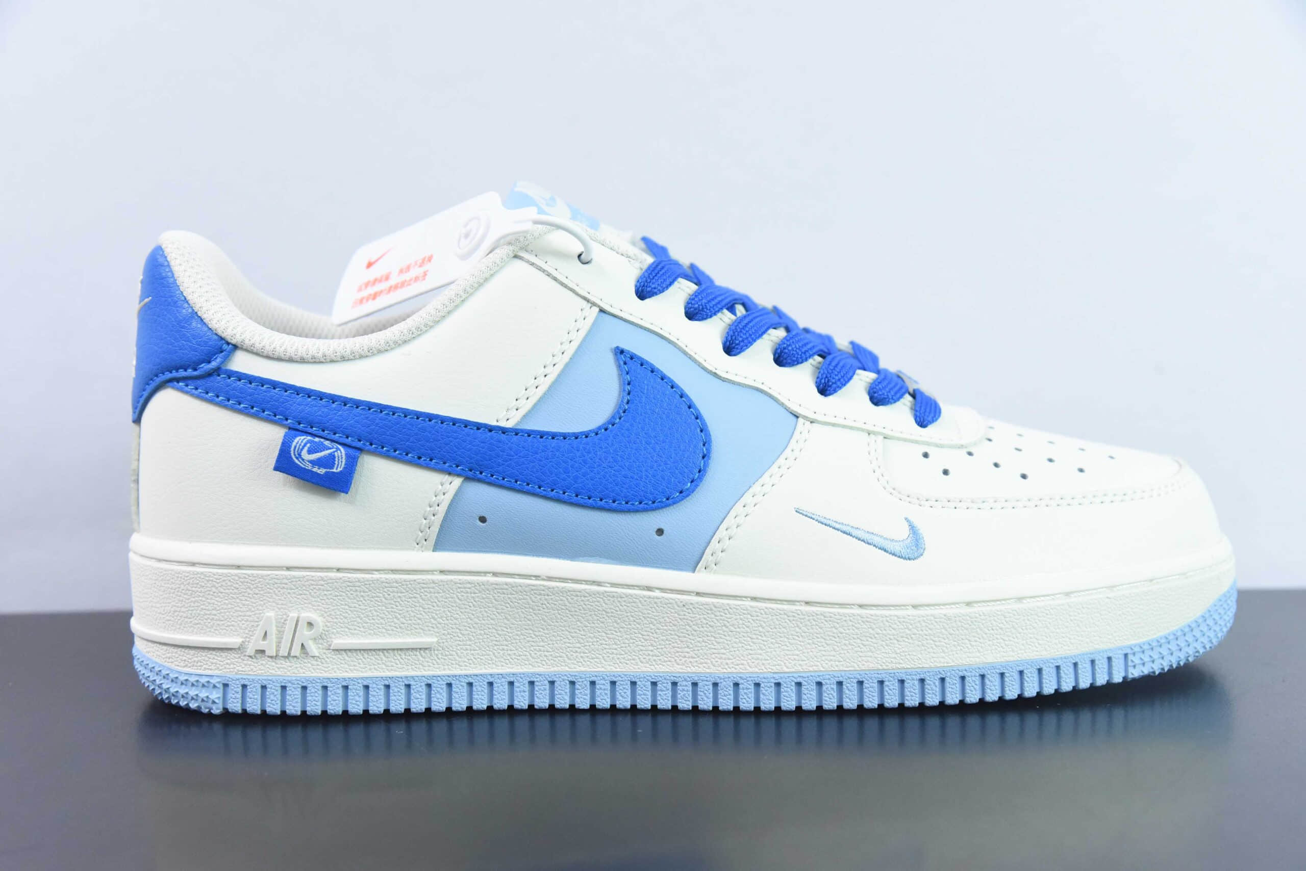 耐克Nike Air Force 1 AF1 白蓝刺绣小标空军一号低帮休闲板鞋纯原版本 货号:DB3301-211