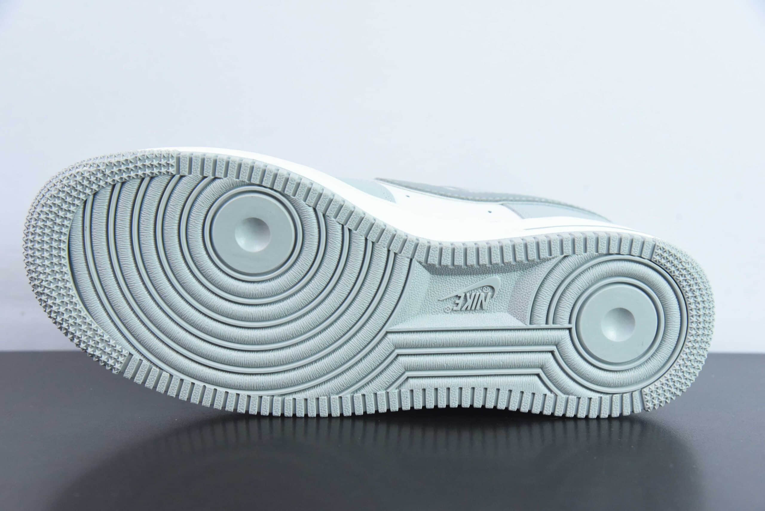 耐克Nike Air Force 1 Low '07 “ dream”米暗灰小勾低帮空军一号休闲板鞋纯原版本 货号:KP3069-022