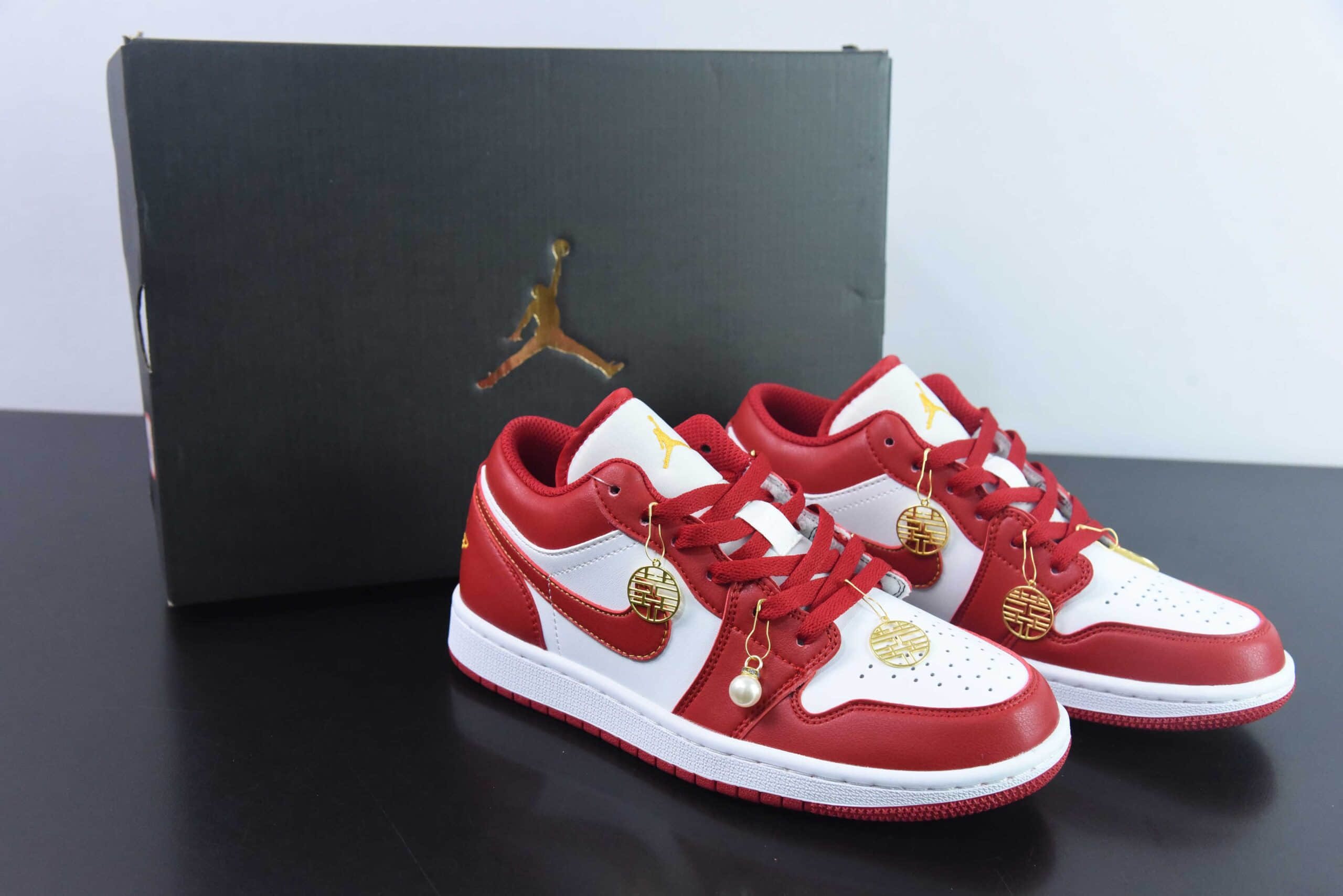乔丹Jordan 1 Low ”Wedding“ AJ1 “婚庆龙凤”主题婚鞋纯原版本 货号：553558-607