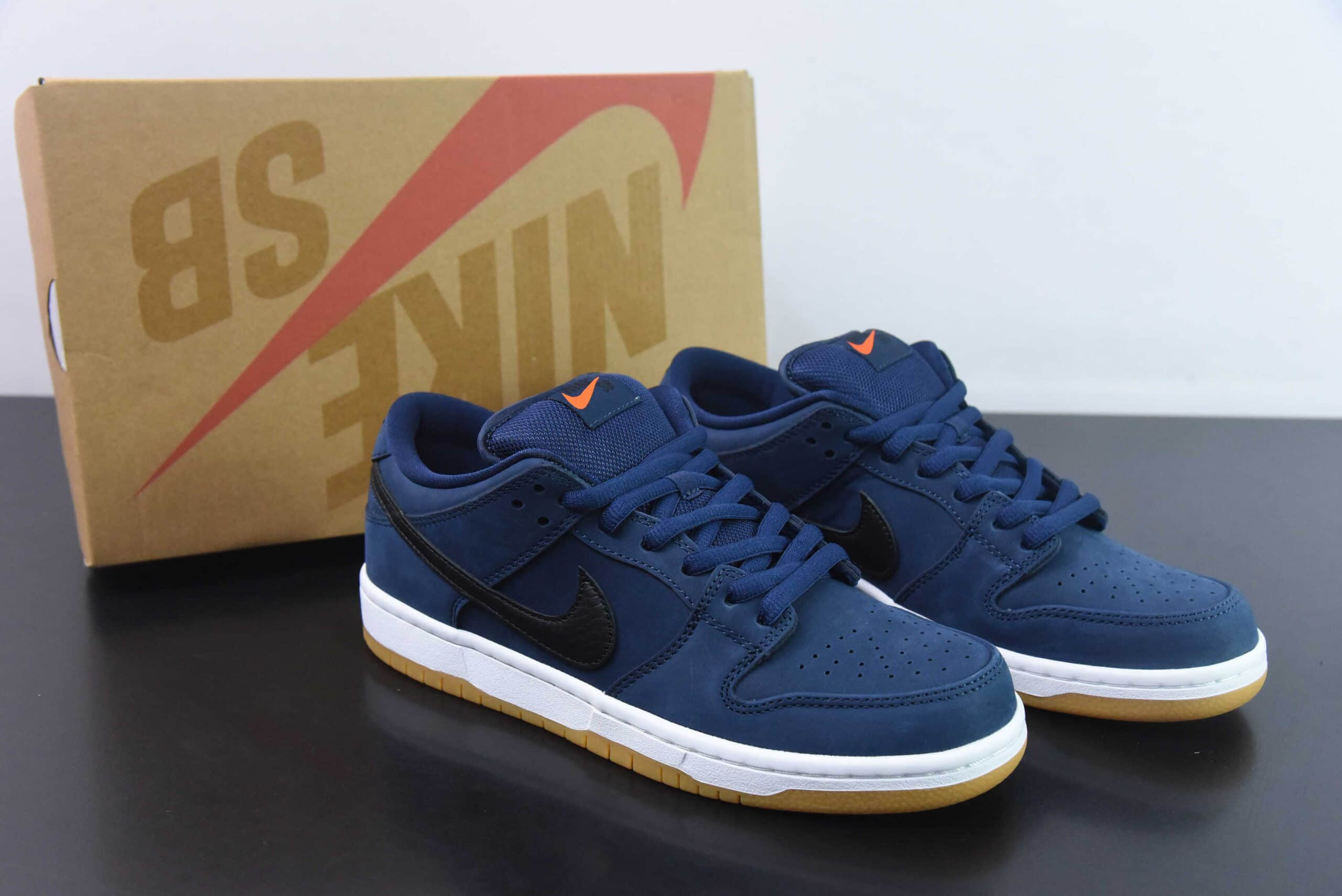 耐克Nike SB Dunk Low Pro ZoomNavy Black Gum海军蓝黑生胶底扣篮系列低帮休闲运动滑板板鞋纯原版本 货号:CW7463-401