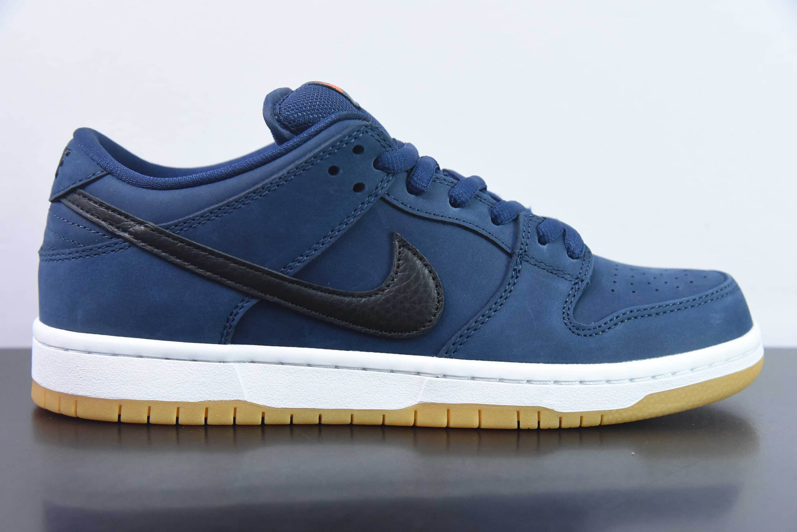 耐克Nike SB Dunk Low Pro ZoomNavy Black Gum海军蓝黑生胶底扣篮系列低帮休闲运动滑板板鞋纯原版本 货号:CW7463-401