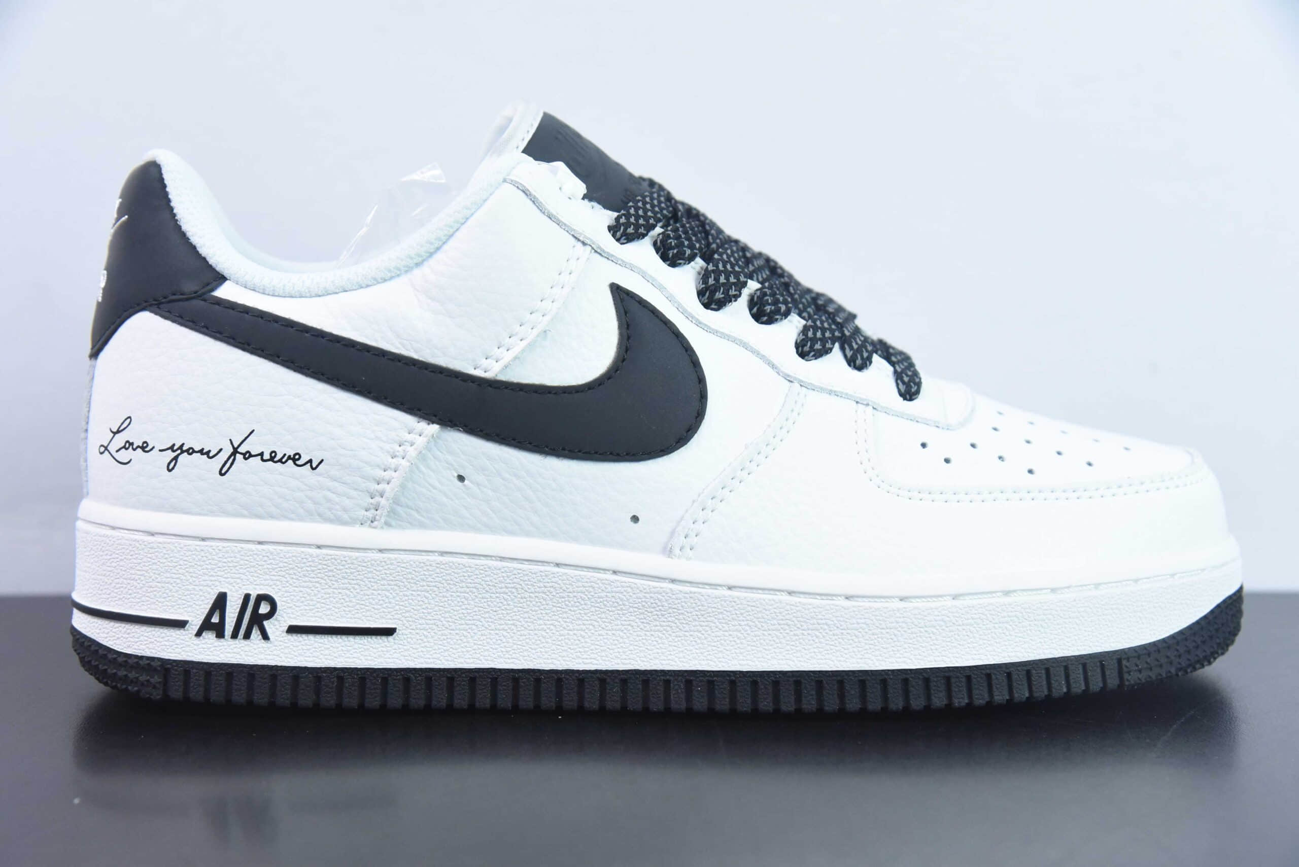 耐克Nike NOCTA x Nike Air Force 1 LowCertified Lover Boy痴情男孩白黑反光空军一号低帮休闲板鞋纯原版本 货号:L01718-052