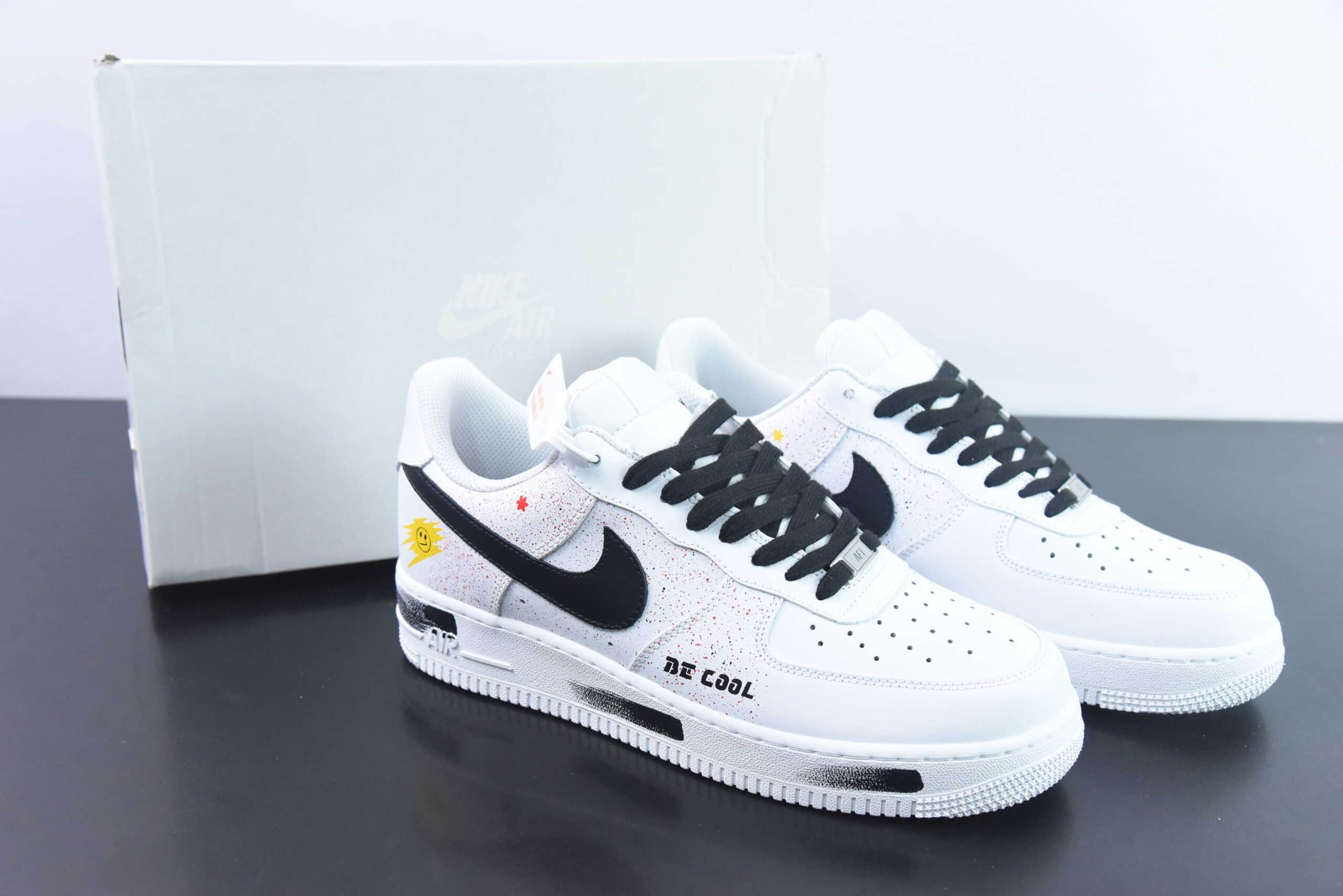 耐克Nike Air Force 1 Low 笑脸泼墨涂鸦黑白空军一号低帮休闲板鞋纯原版本 货号:CW2288-111