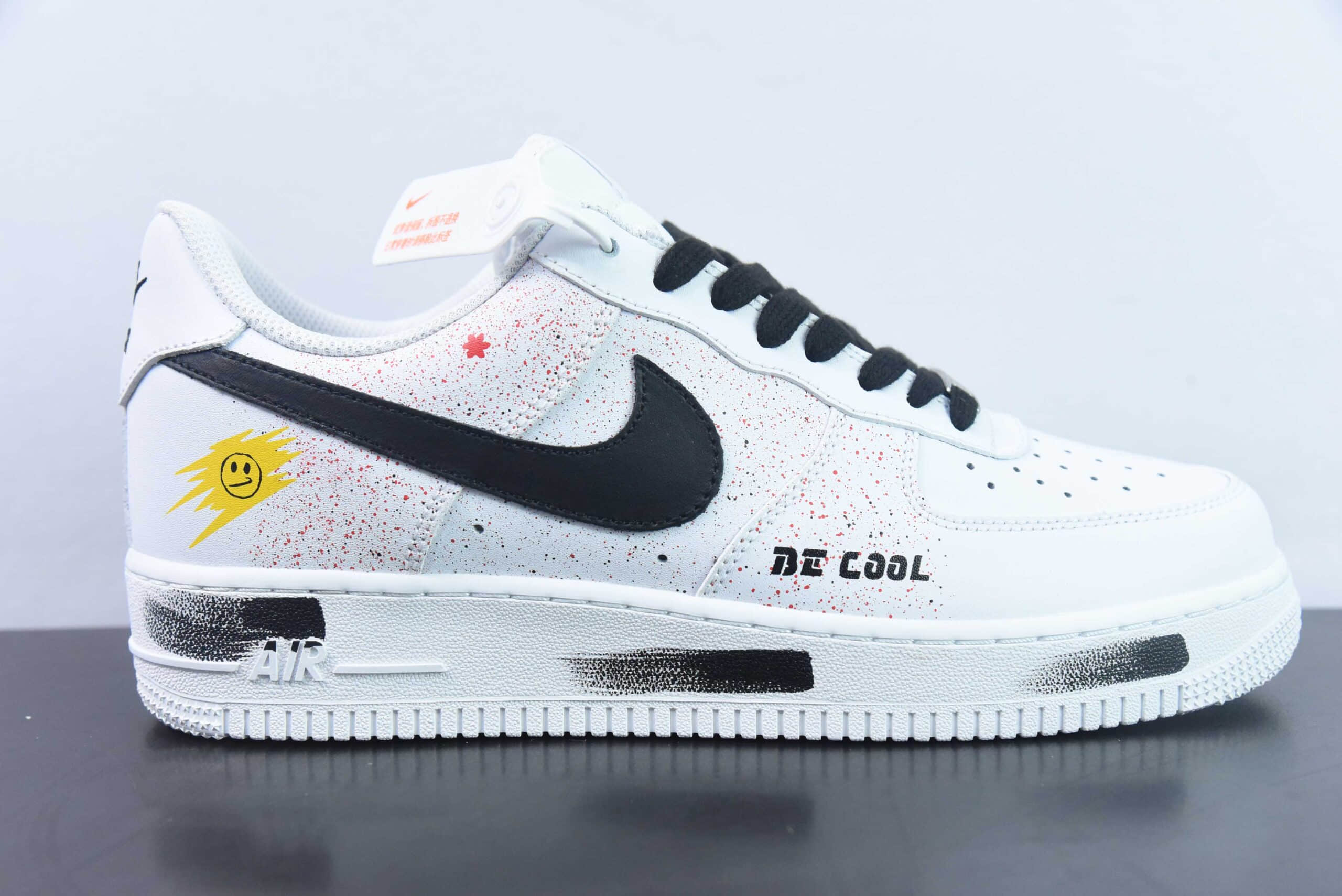 耐克Nike Air Force 1 Low 笑脸泼墨涂鸦黑白空军一号低帮休闲板鞋纯原版本 货号:CW2288-111
