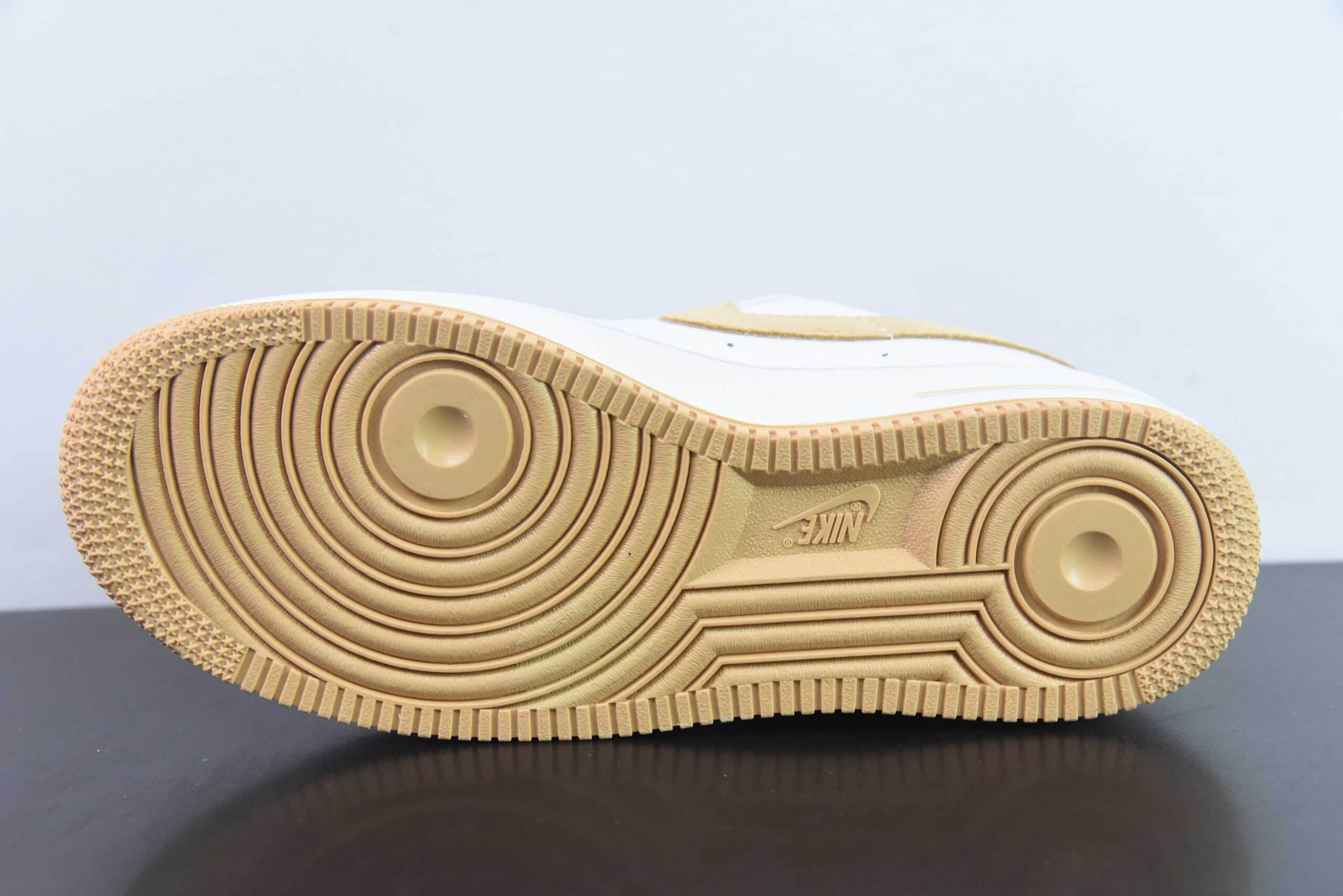 耐克Nike Air Force 1 ‘07 Low 白卡其空军一号低帮休闲板鞋纯原版本 货号:CN2873-103