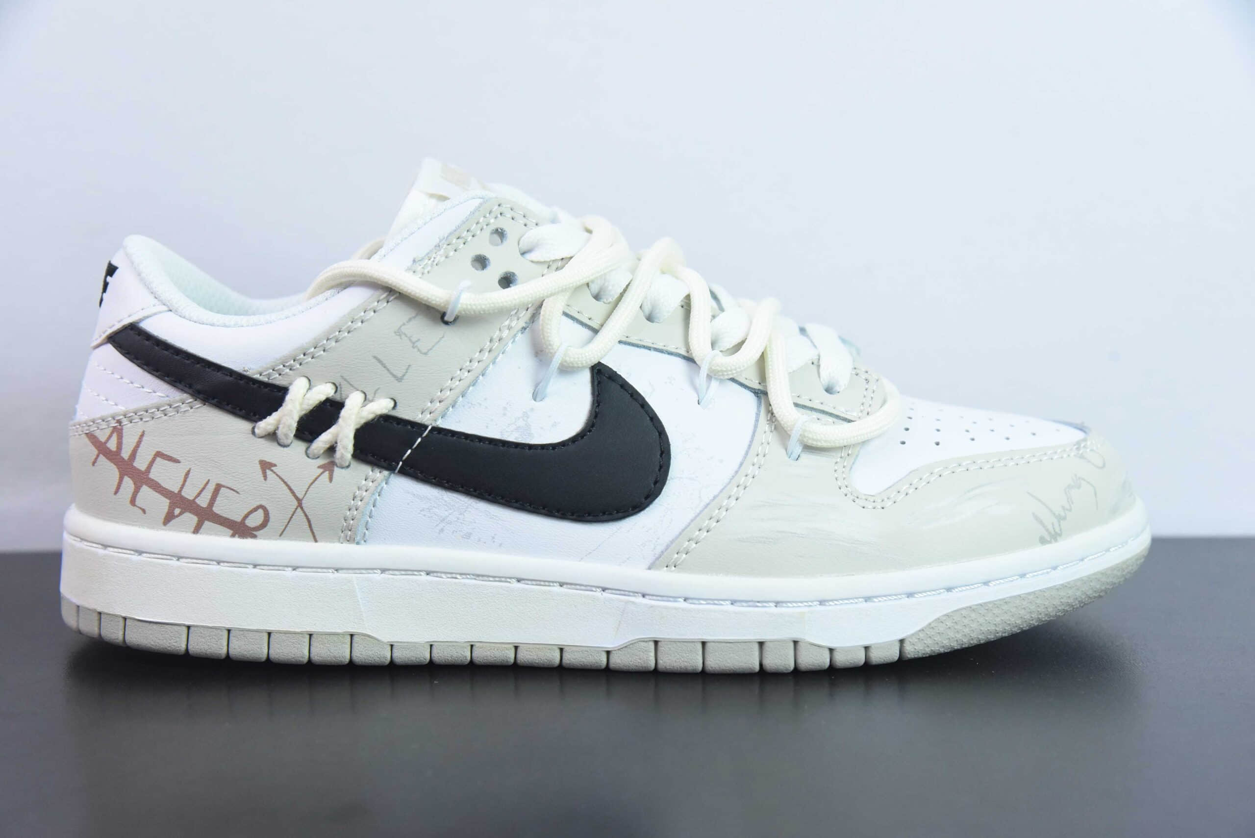 耐克Nike Dunk Low 白灰黑定制版解构绑带休闲板鞋纯原版本 货号：DV0831-101