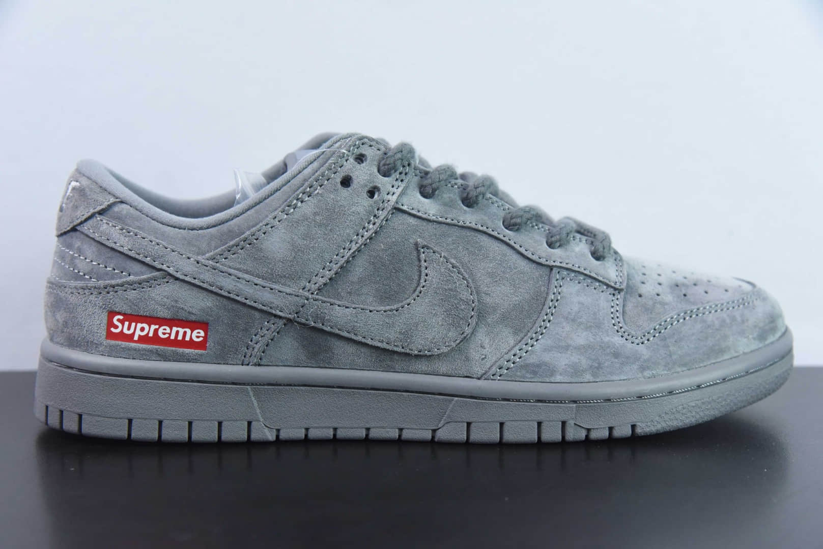 耐克Nike SB Dunk Low Suprene联名灰麂皮SB低帮休闲板鞋纯原版本 货号:FC1688-121