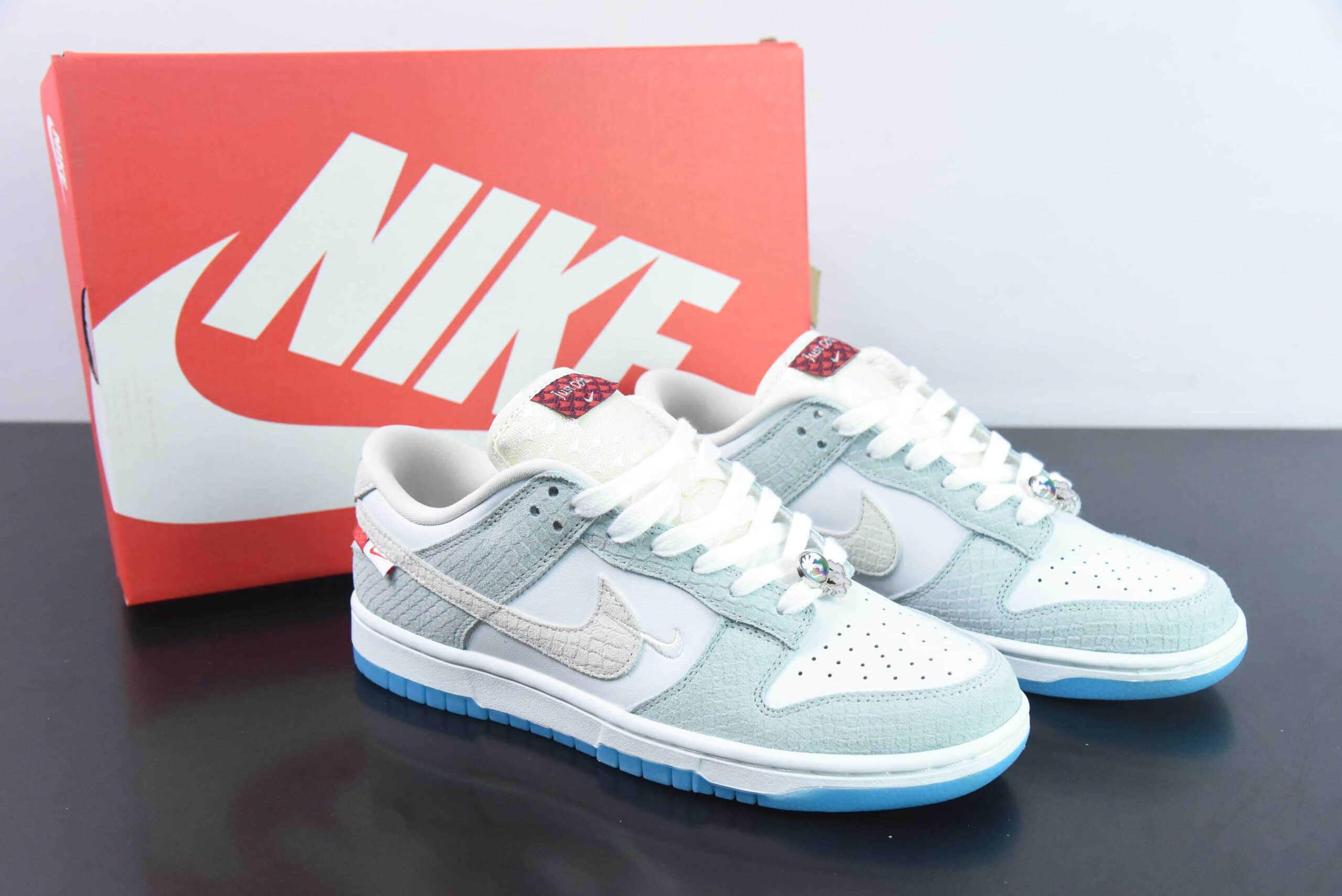耐克Nike SB Dunk Low LXYear of the Dragon龙年青绿米白蓝珠宝扣篮系列低帮休闲运动滑板板鞋纯原版本 货号:FZ5065-111