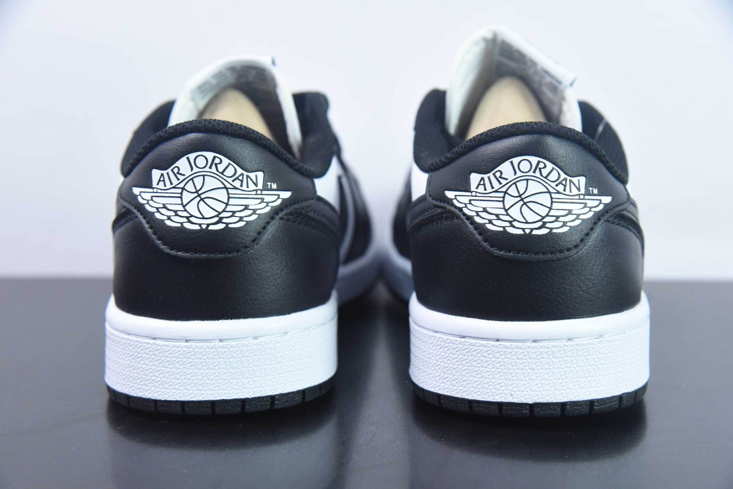 乔丹Air Jordan 1 Retro Low OGBlackWhitePandeAJ1OG黑白熊猫低帮经典复古文化休闲运动篮球鞋纯原版本 货号:CZ0790-110