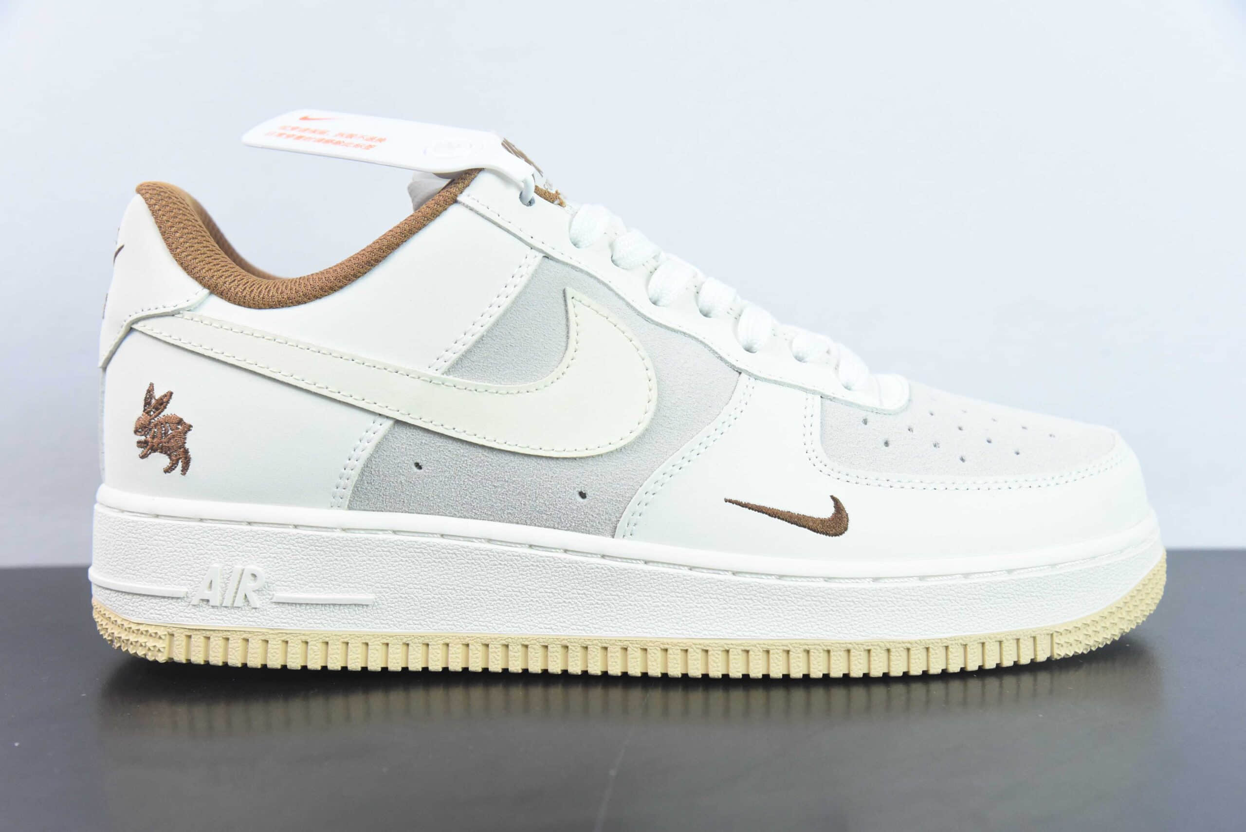 耐克Nike Air Force 1 AF1米白灰白兔年刺绣空军一号低帮休闲板鞋纯原版本 货号:AE3398-668