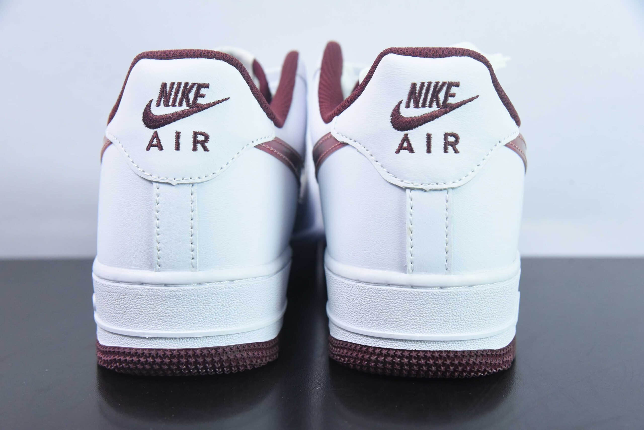 耐克NIke Air Force 1 '07 Low “镜面酒红”空军一号低帮休闲板鞋纯原版本 货号:PF9055-778