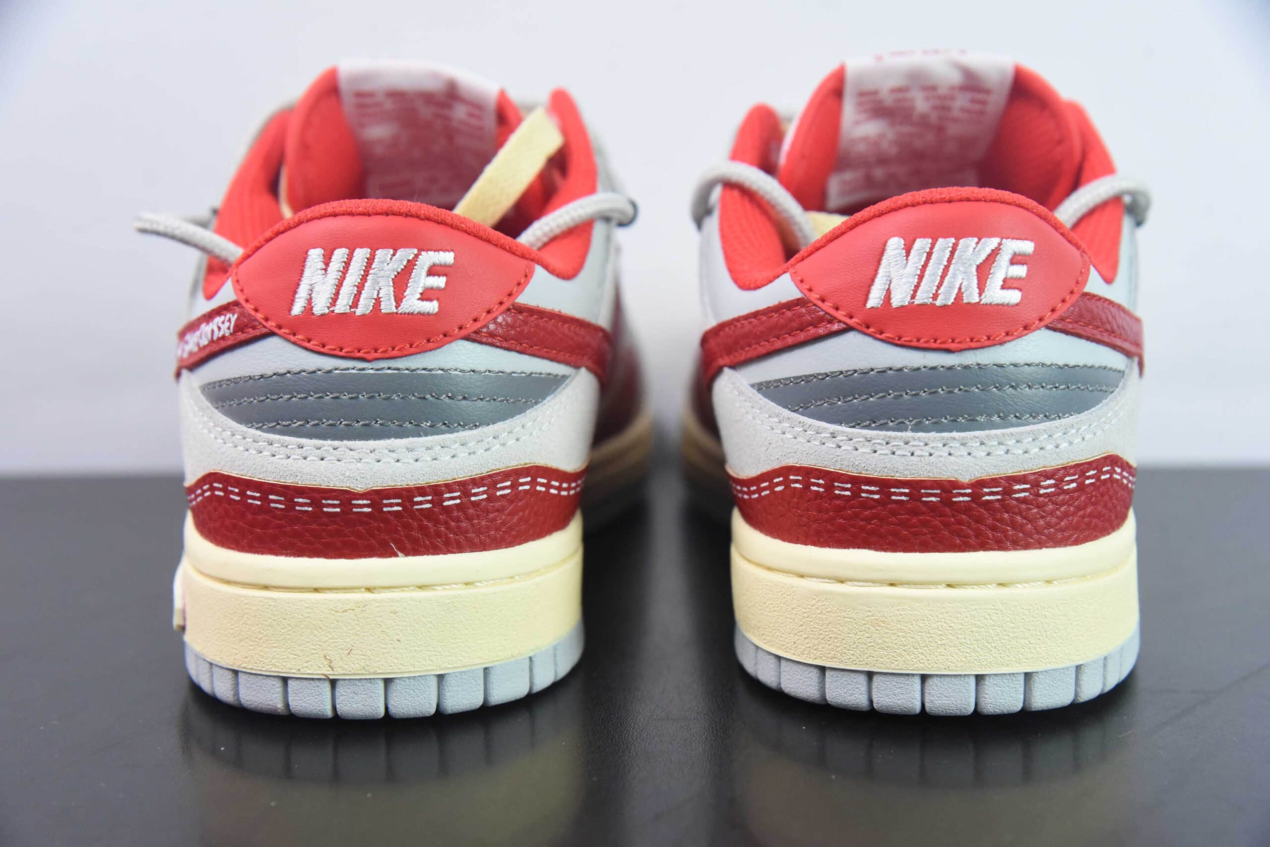 耐克Nike Dunk Low Year of the Dragon 龙年限定主题白灰红 SB绑带低帮休闲板鞋纯原版本 货号: FJ5429-133