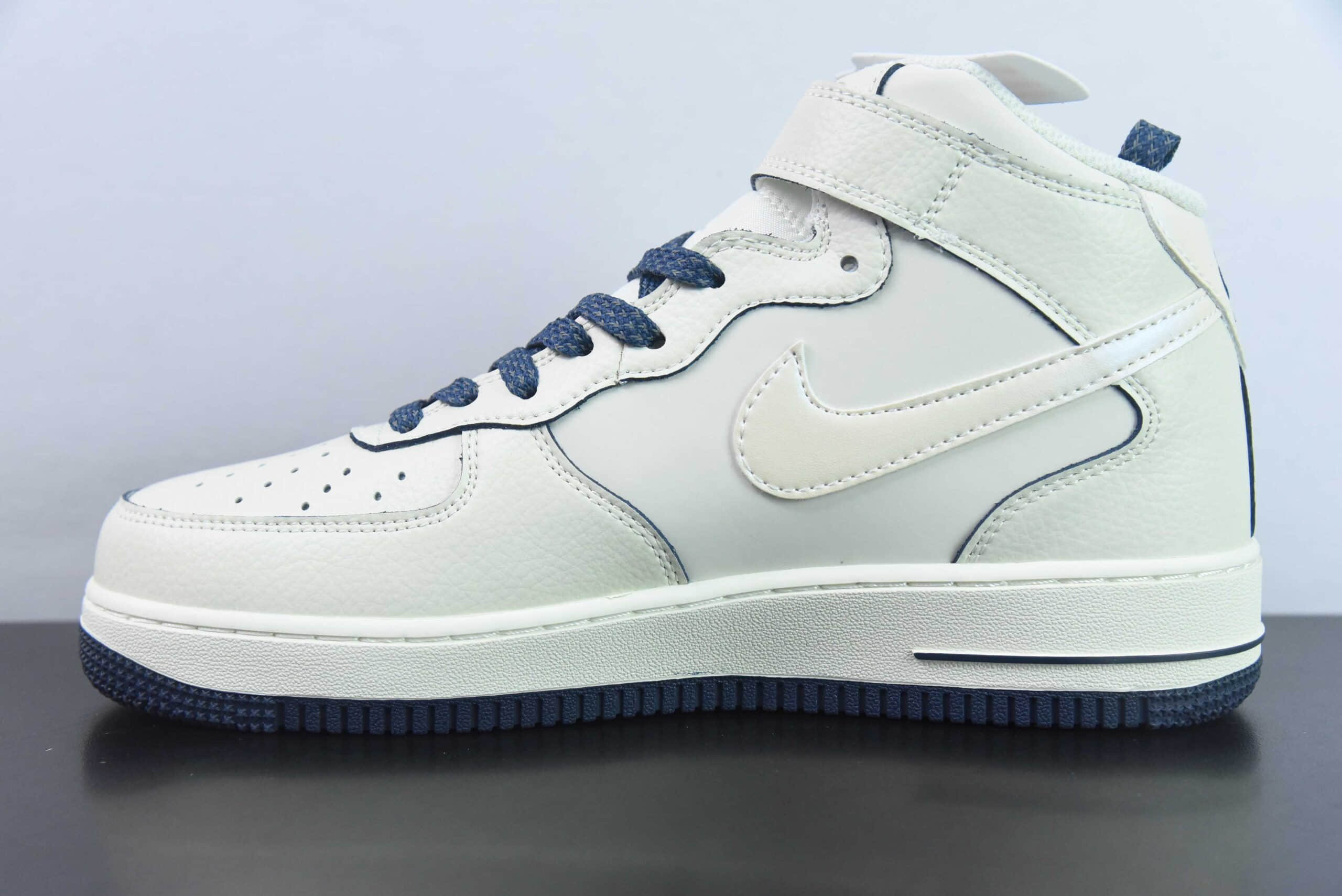 耐克Nike Air Force 1 MID '07 “深蓝珠光”小勾空军一号中帮休闲板鞋纯原版本 货号：SG2356-801