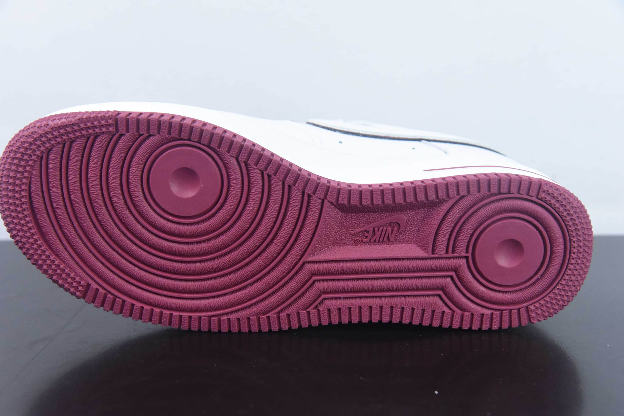 耐克NIke Air Force 1 Low “Sushi Club”白红” 经典空军一号低帮休闲板鞋纯原版本 货号:NS0517-005