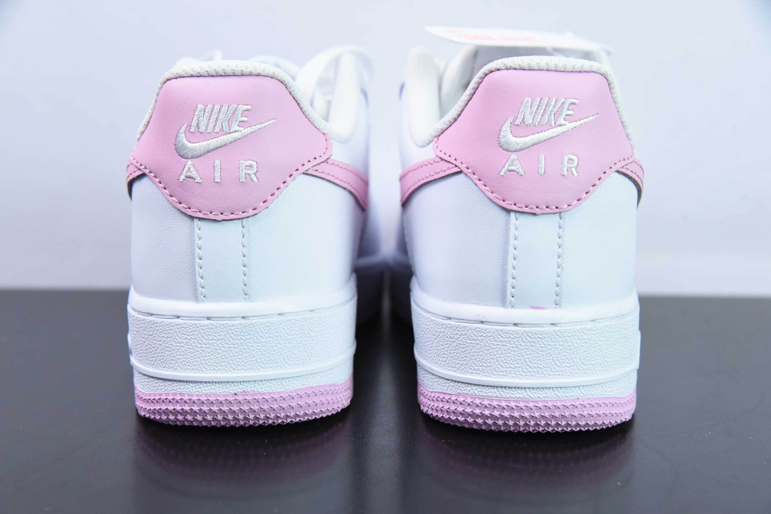 耐克Nike Air Force 1'07 Low 白粉空军一号低帮休闲板鞋纯原版本 货号:FJ4146-101