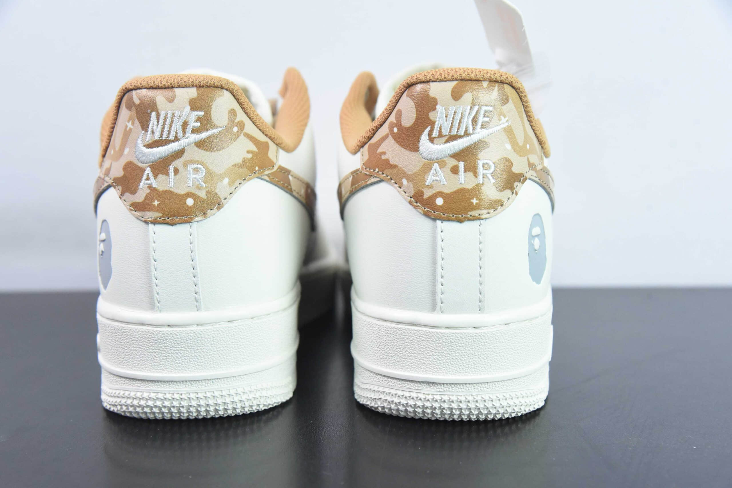 耐克Nike Air Force 1 Low 07 x BAPE联名款白棕迷彩勾空军一号低帮休闲板鞋纯原版本 货号:PF9055-762