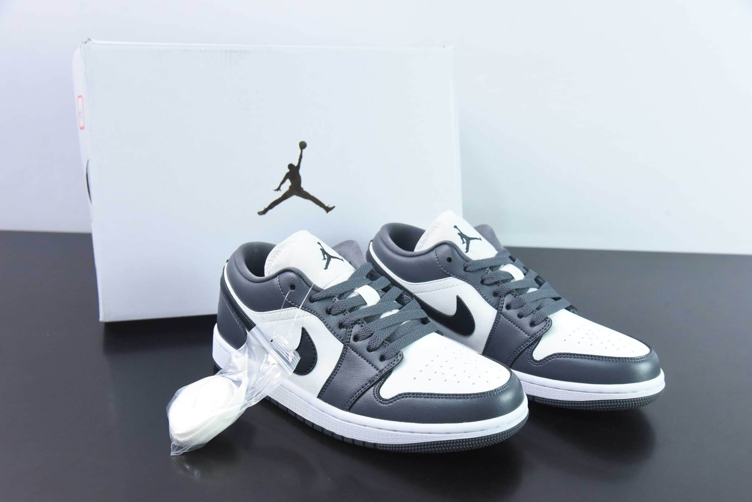 乔丹Air Jordan 1 Low Dark Grey AJ1深灰白低帮文化休闲板鞋纯原版本 货号：DC0774-102