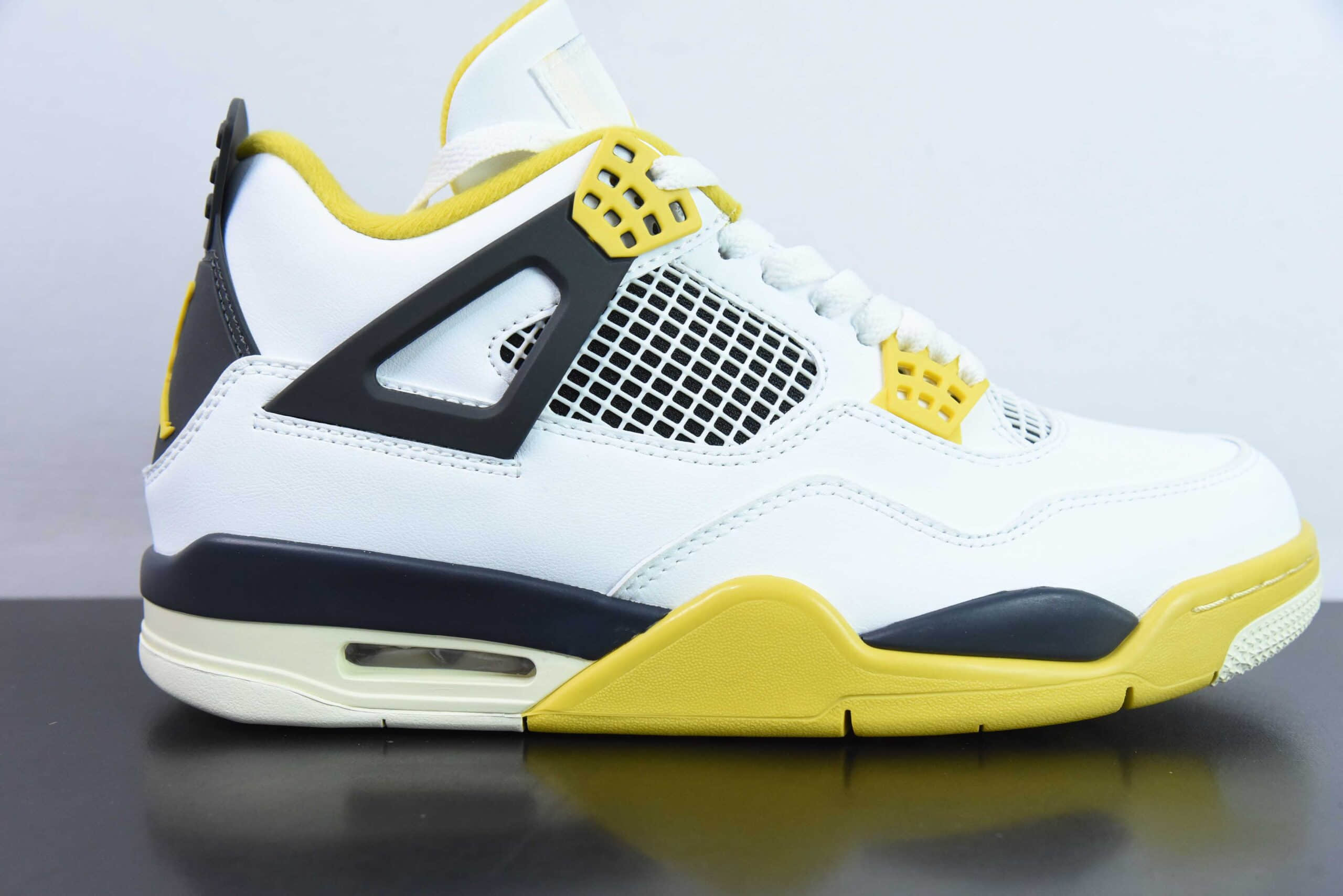 乔丹Air Jordan 4  Military Blue  AJ4白黄雷公男子文化篮球鞋纯原版本 货号：AQ9129-101 