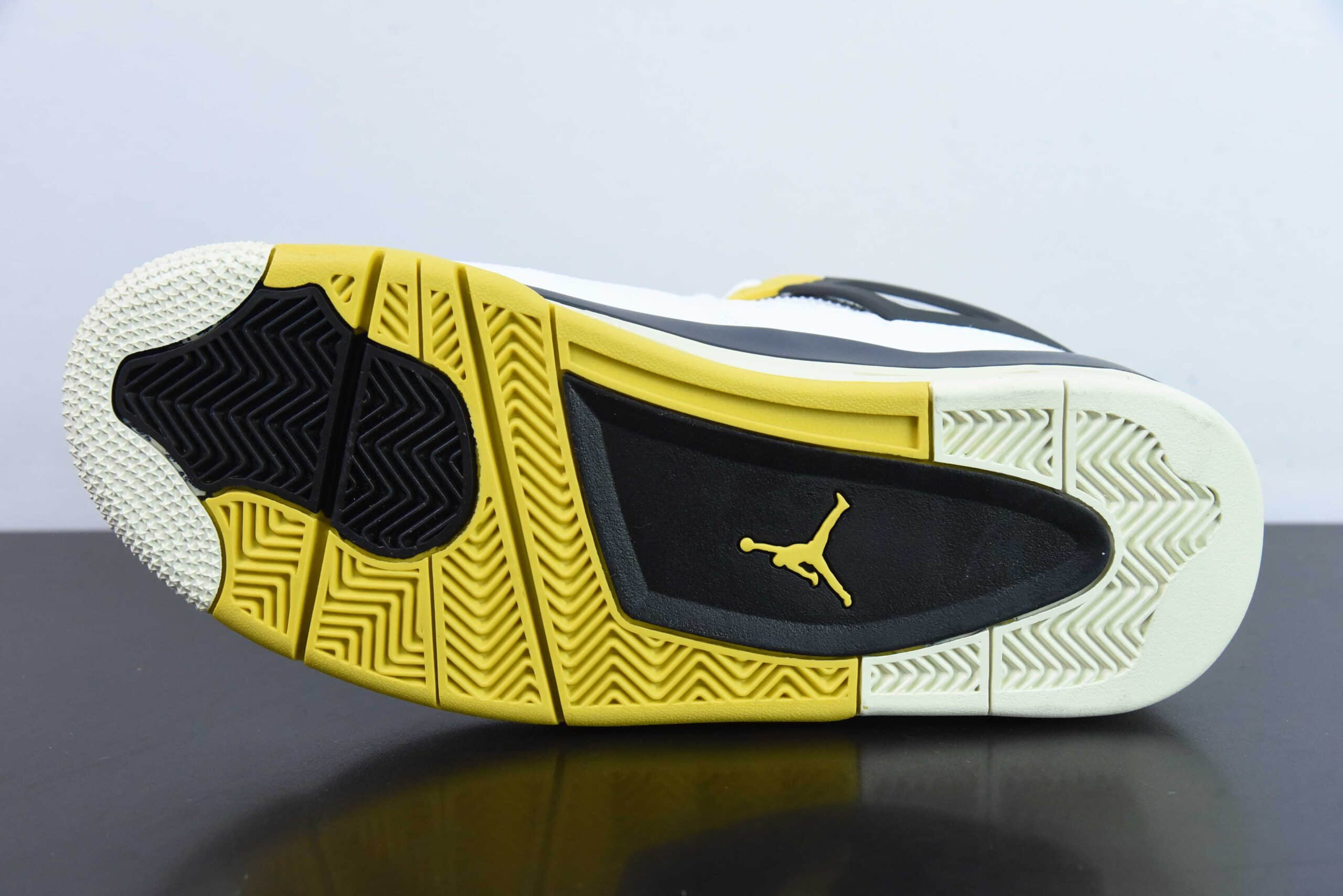 乔丹Air Jordan 4  Military Blue  AJ4白黄雷公男子文化篮球鞋纯原版本 货号：AQ9129-101 