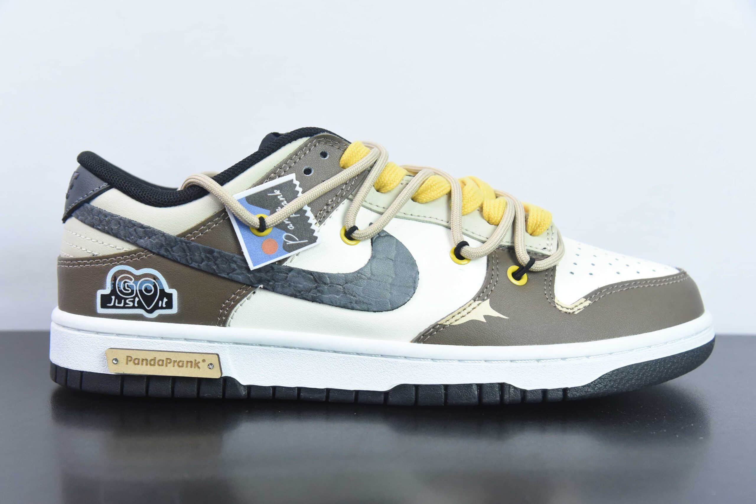 耐克Nike Dunk Low 黑曼巴蛇纹黑棕SB低帮休闲滑板鞋纯原版本 货号：DV0831-002
