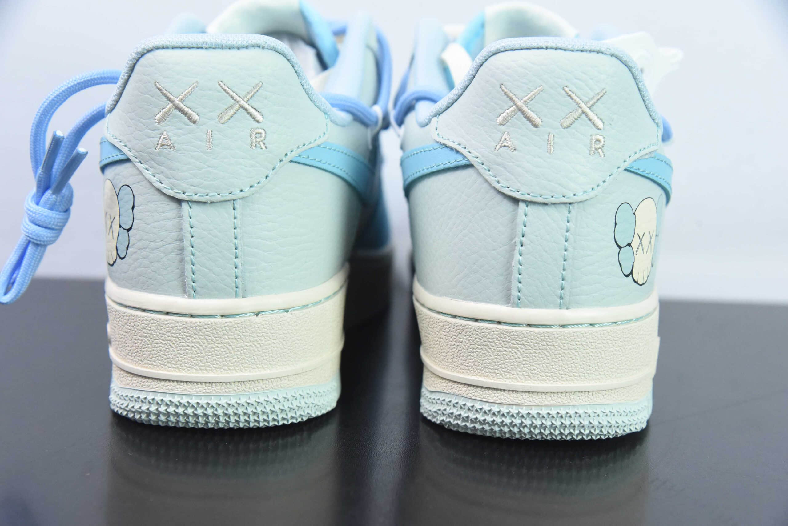 耐克Nike Air Force 1 Low kaws 白蓝拼接解构绑带空军一号低帮休闲板鞋纯原版本 货号:KS6869-777