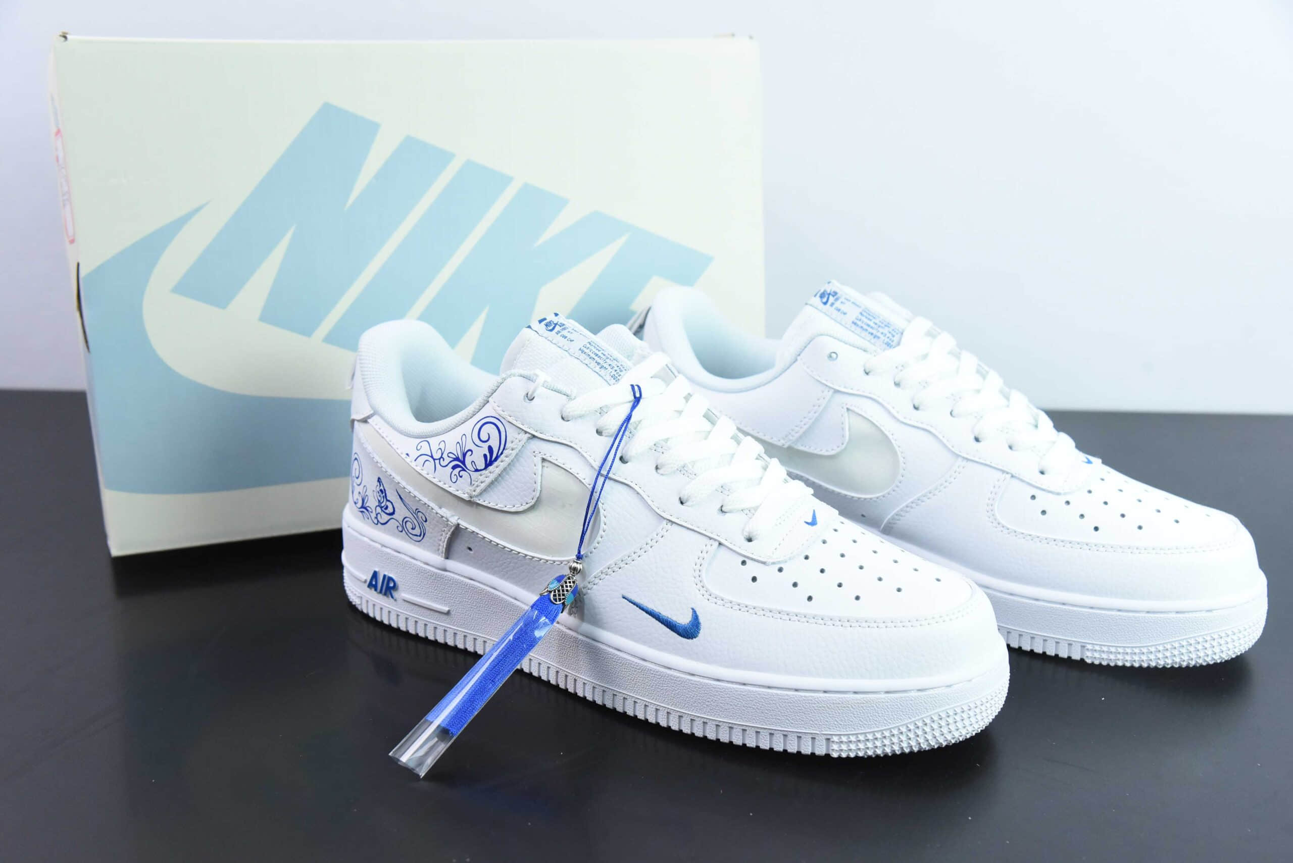 耐克Nike Air Force 1 AF1 白蓝青花瓷印花刺绣空军一号低帮休闲板鞋纯原版本 货号:FB8971-100