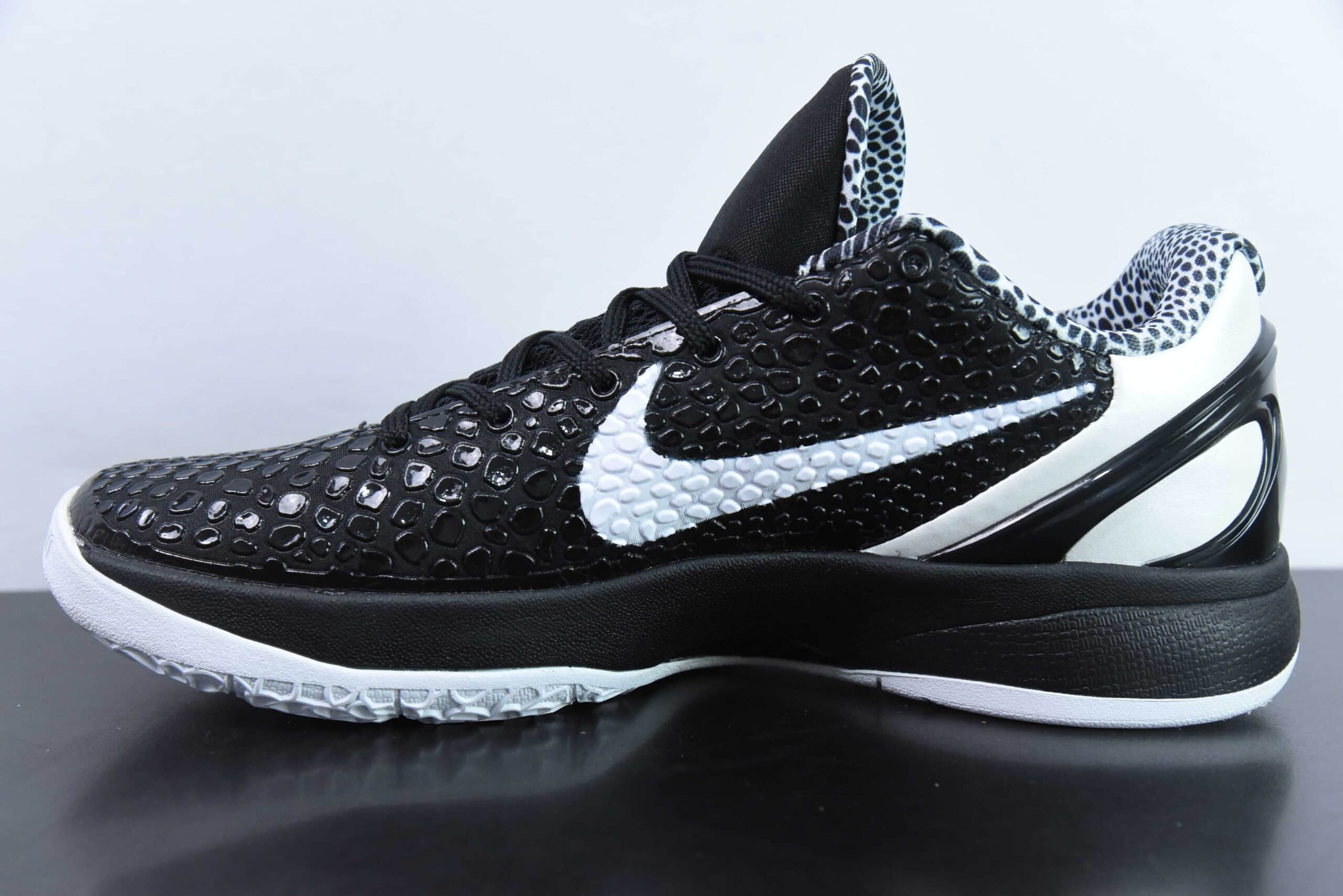 科比Kobe 6 “Mamba Forever科比6曼巴基金会低帮实战篮球鞋纯原版本 货号：CW2190-002