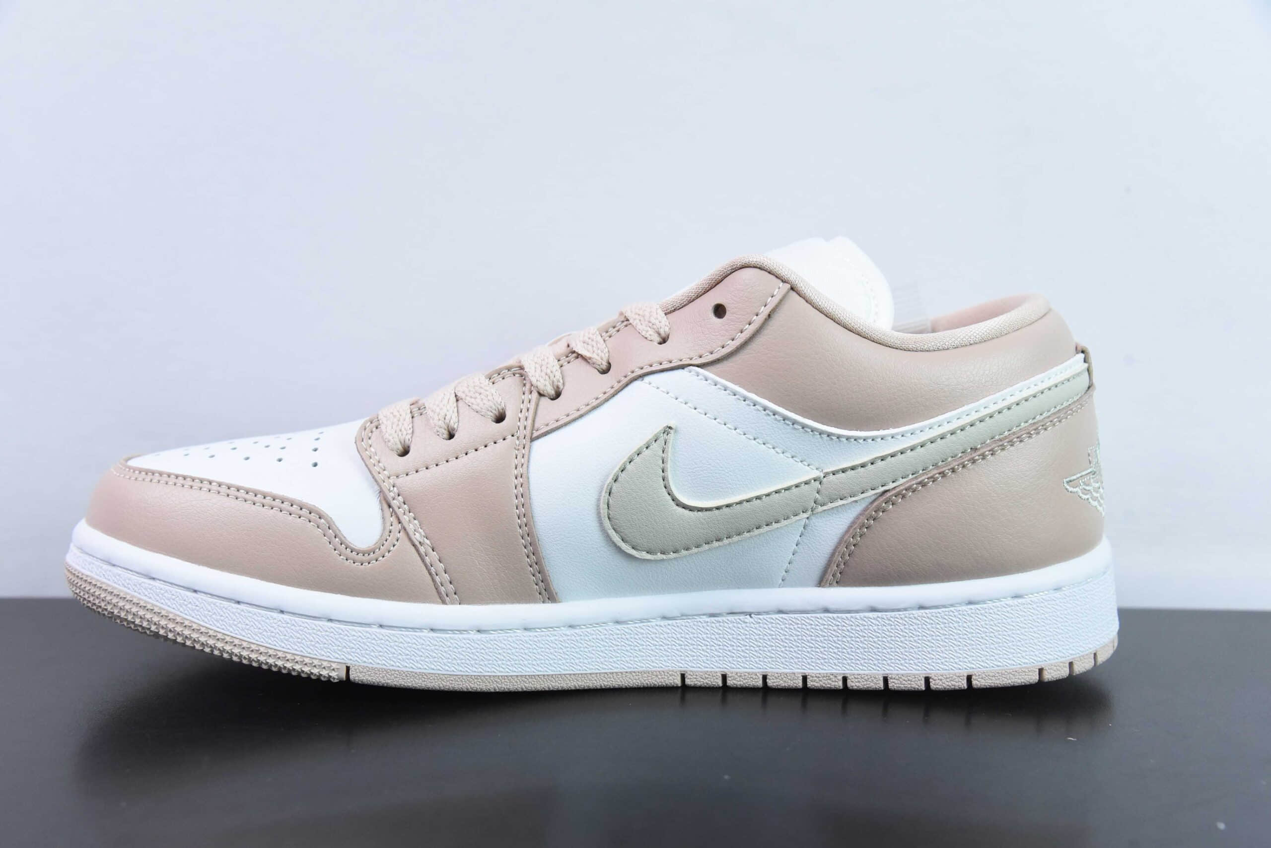 乔丹Air Jordan 1 Low AJ1白粉脚趾低帮复古篮球鞋纯原版本 货号：DC0774-120