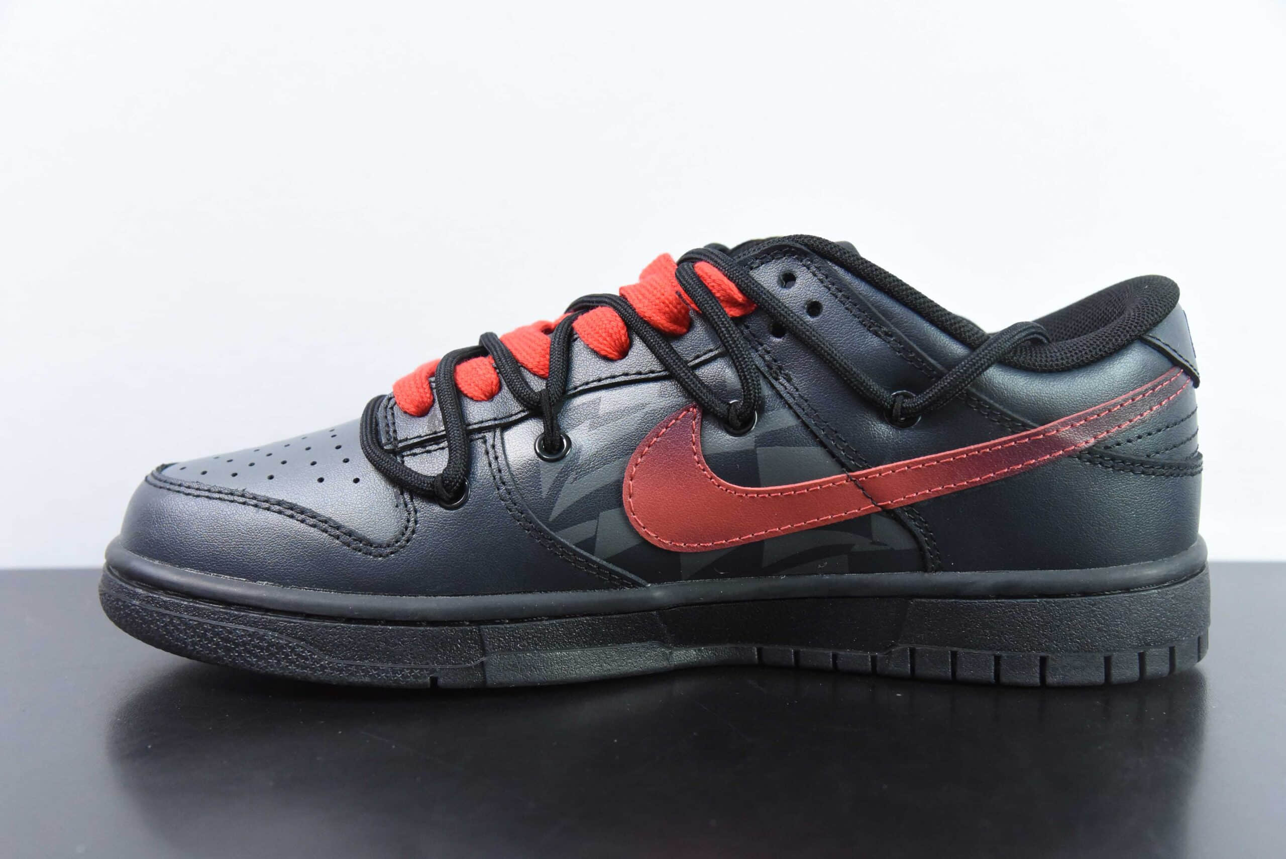 耐克Nike SB Dunk Low 宇宙探索无垠深渊解构麻绳鞋带SB低帮休闲滑板鞋纯原版本 货号： DV0831-002 