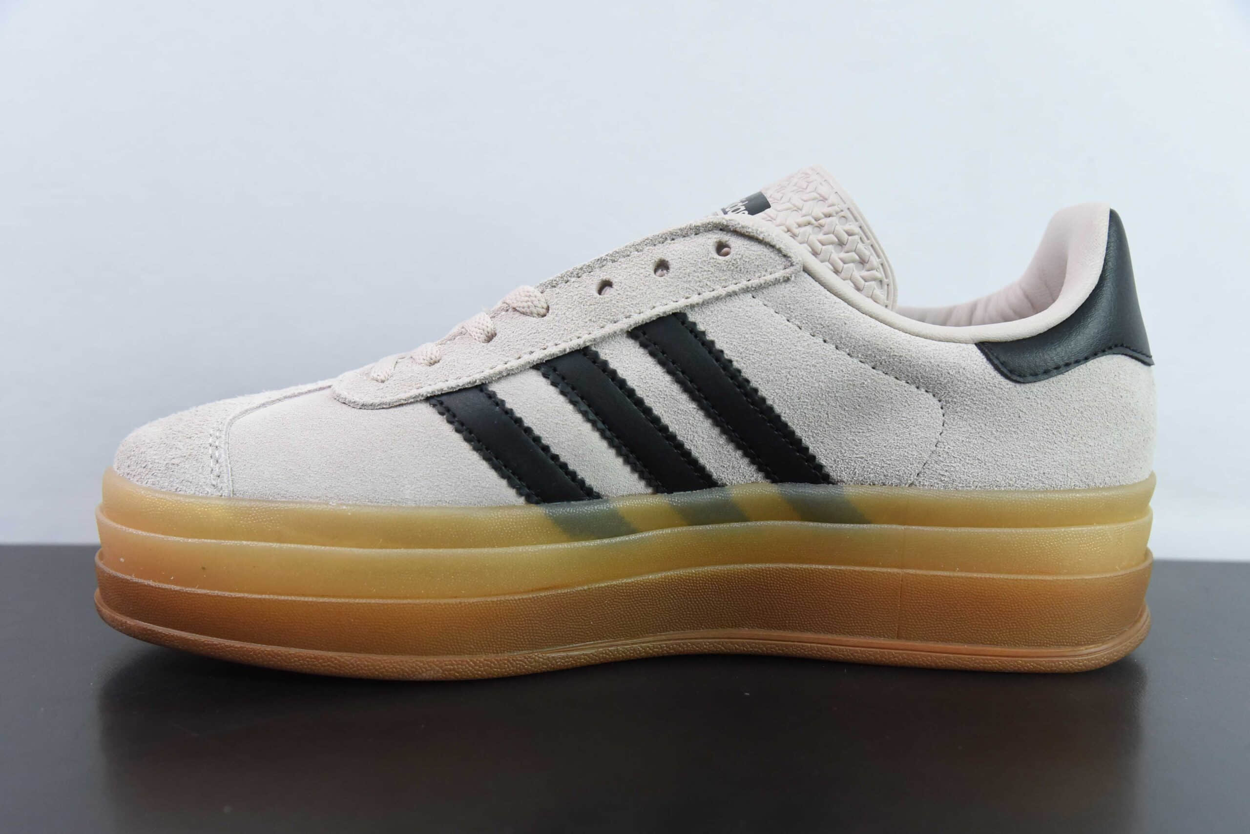 阿迪达斯Adidas Originals Gazelle Bold 羚羊松糕鞋樱花粉三层底低帮耐磨厚底增高粉色女子板鞋纯原版本 货号: IE0429