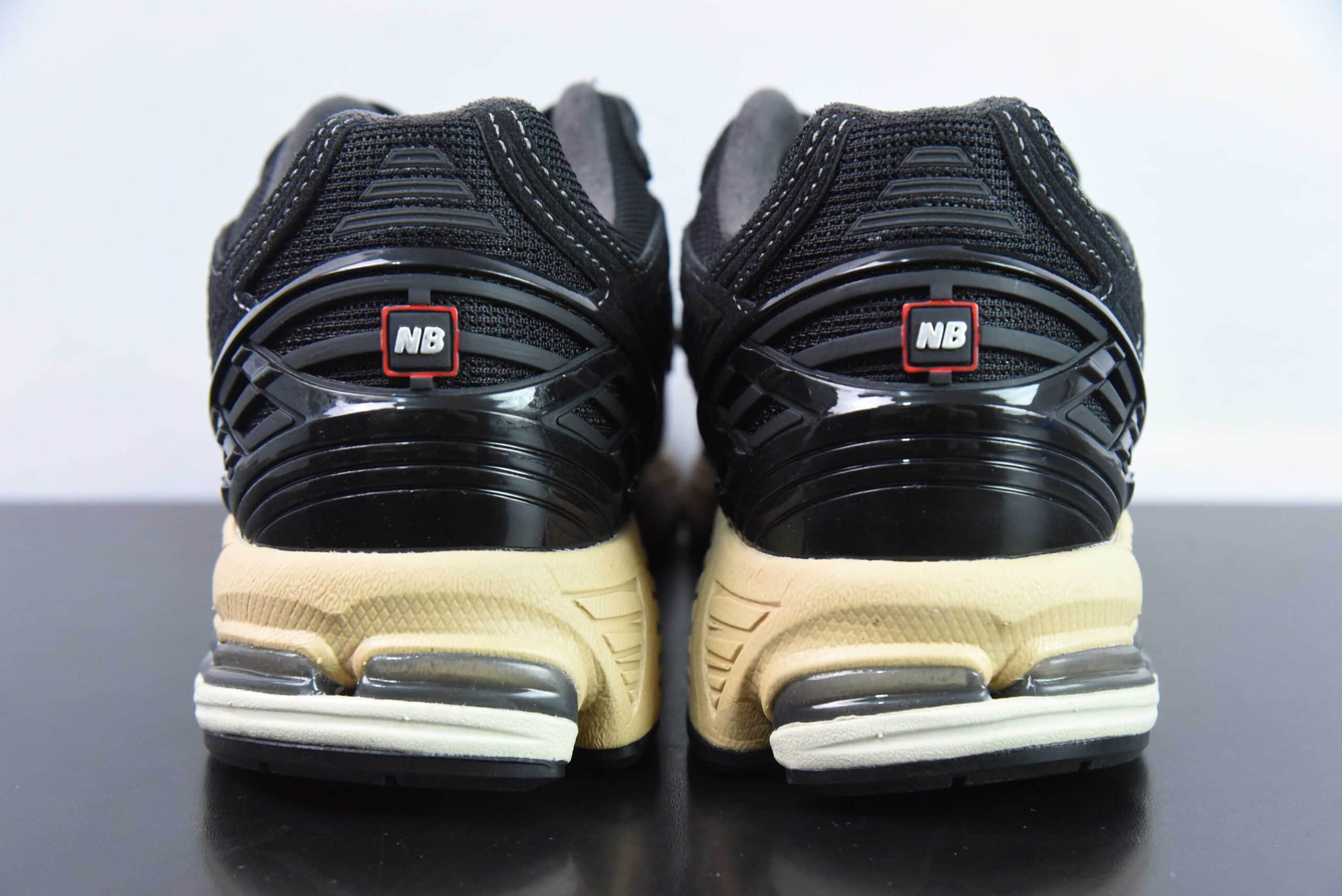 新百伦 New Balance M1906系列黑色复古老爹风休闲运动慢跑鞋纯原版本 货号：M1906RK 