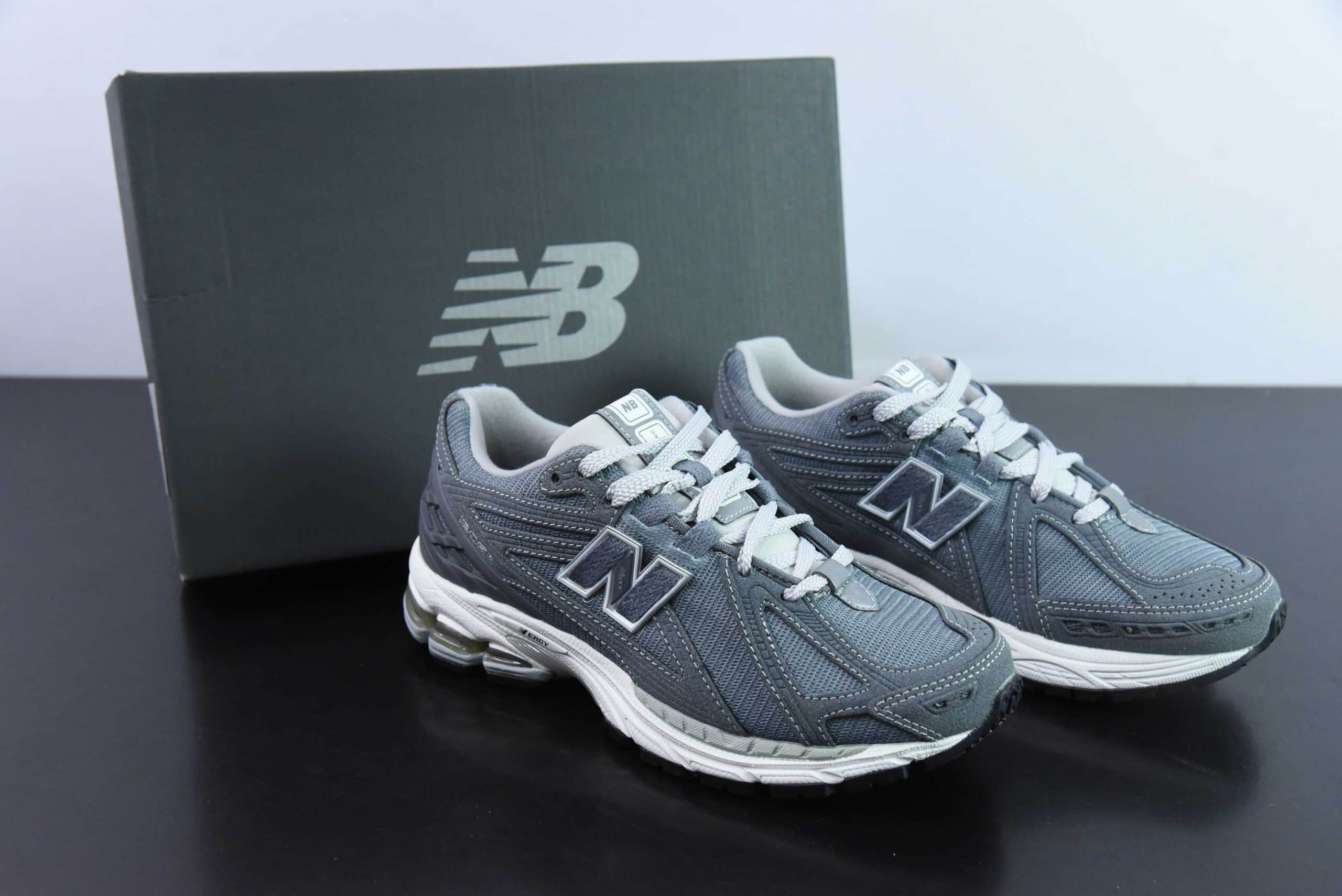 新百伦 New Balance M1906系列灰色复古老爹风休闲运动慢跑鞋纯原版本 货号：M1906RV 