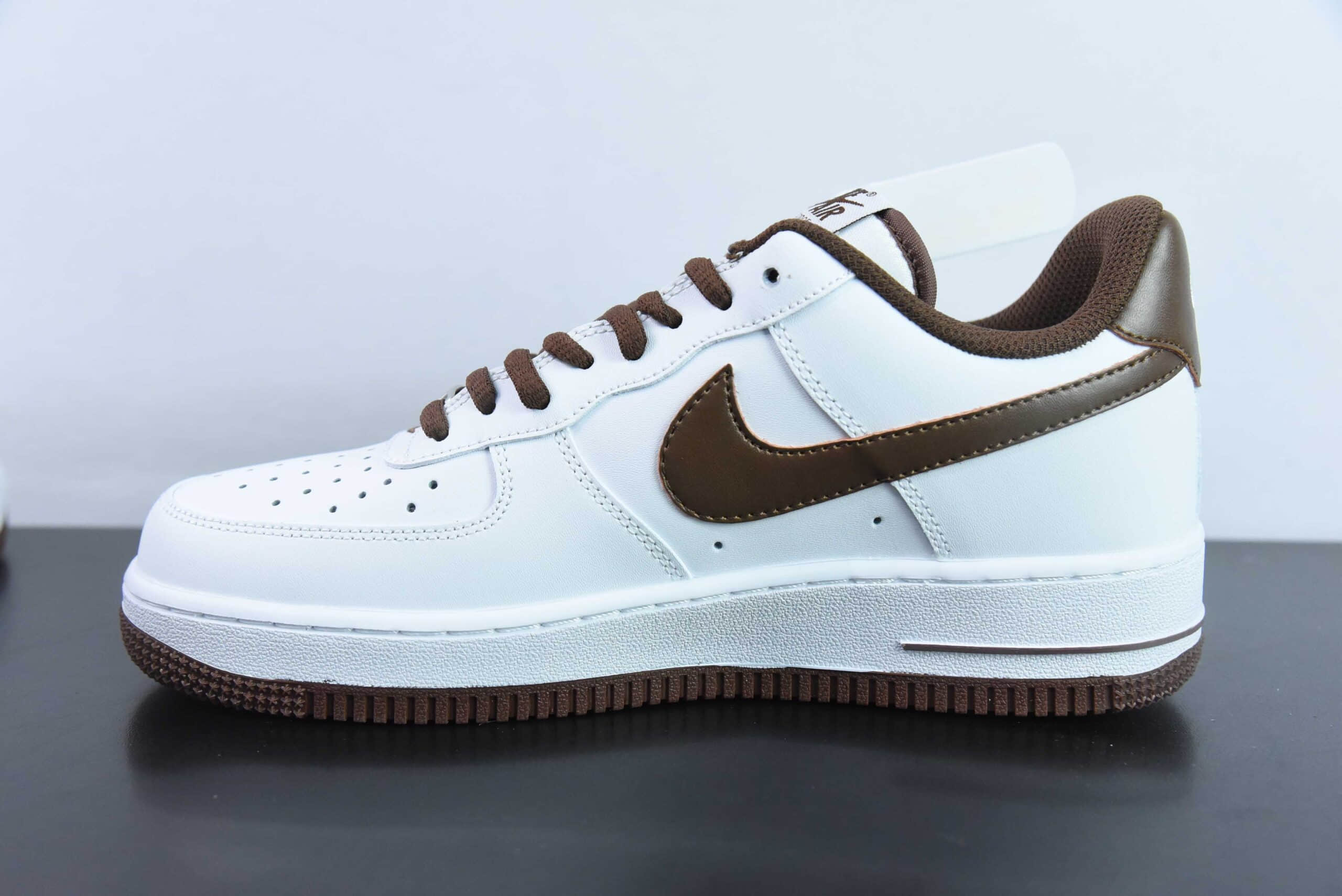 耐克Nike Air Force 1'07 Low 联名定制款白棕空军一号低帮休闲板鞋纯原版本 货号:306509-121